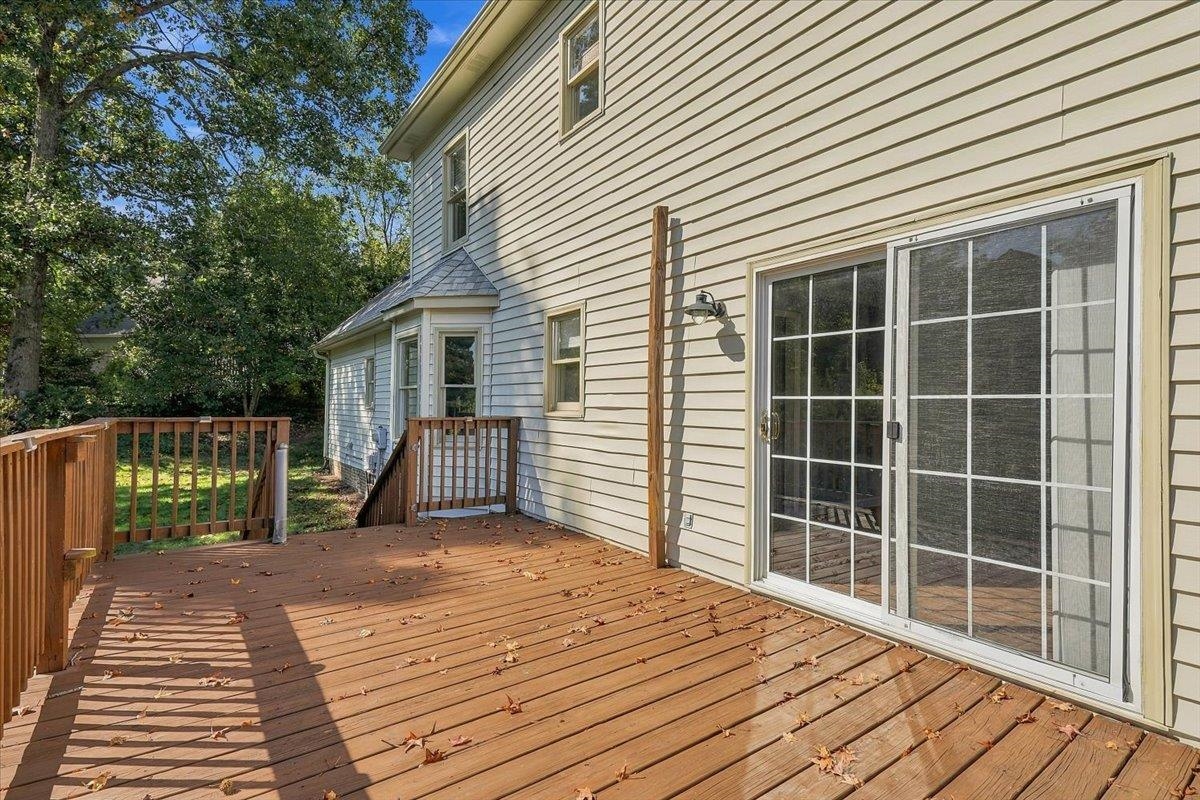 202 Bright Water Lane Property Photo 34