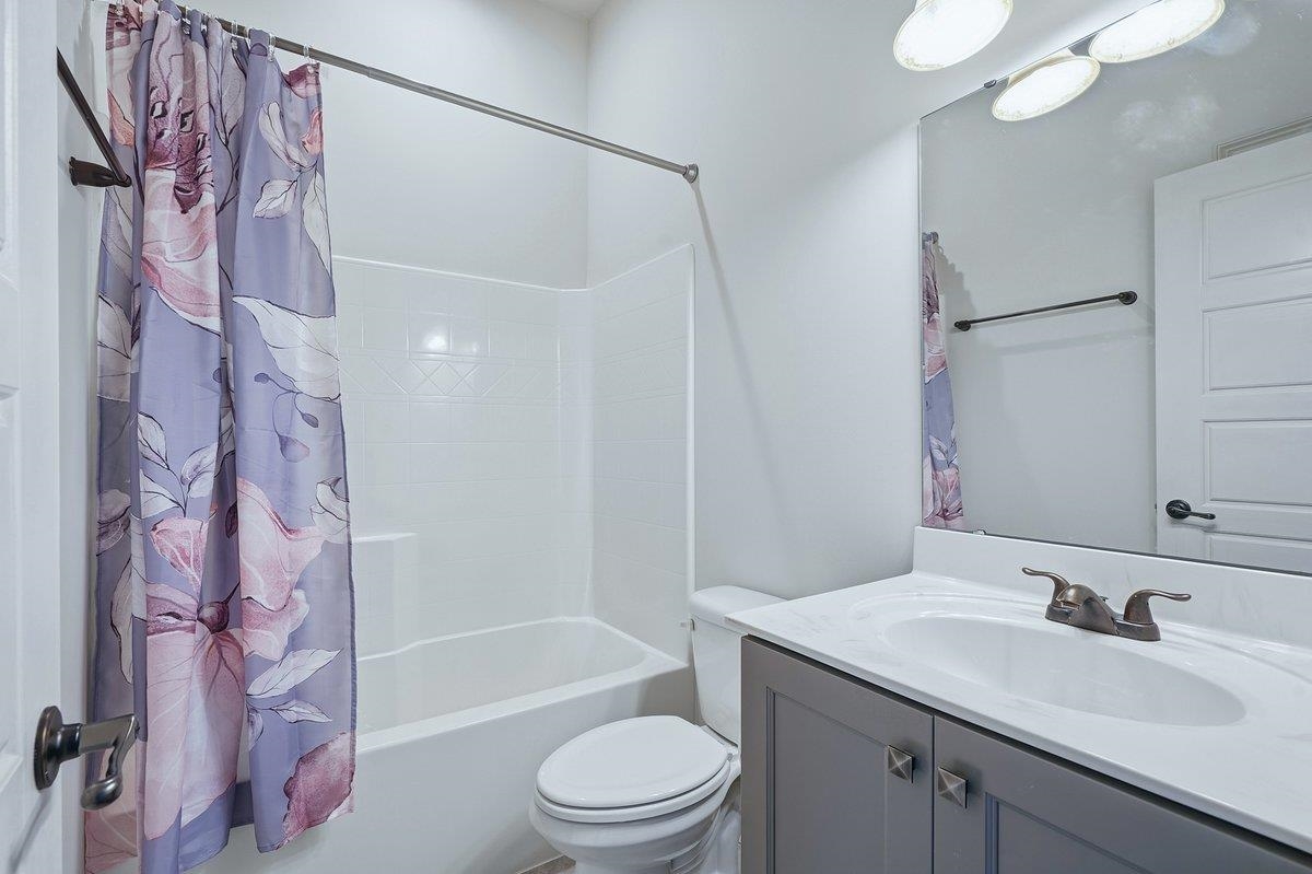 350 Laguna Lane Property Photo 22