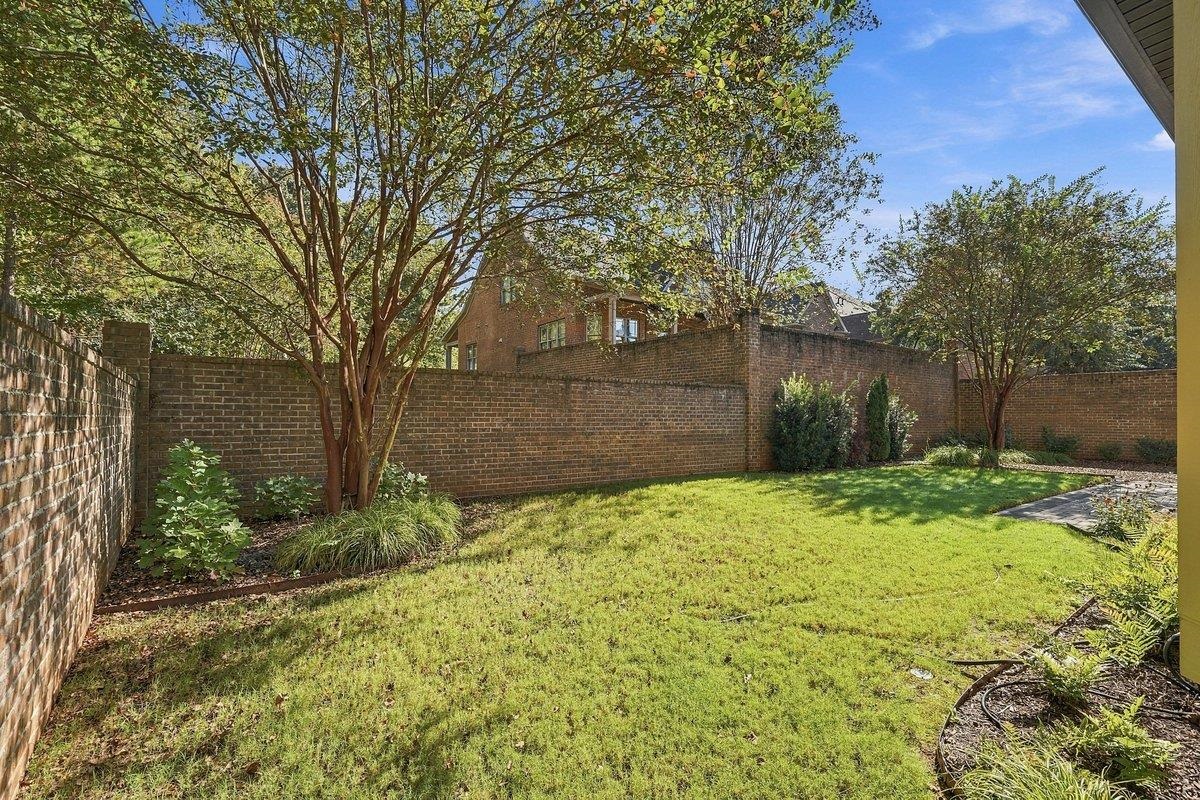 350 Laguna Lane Property Photo 49