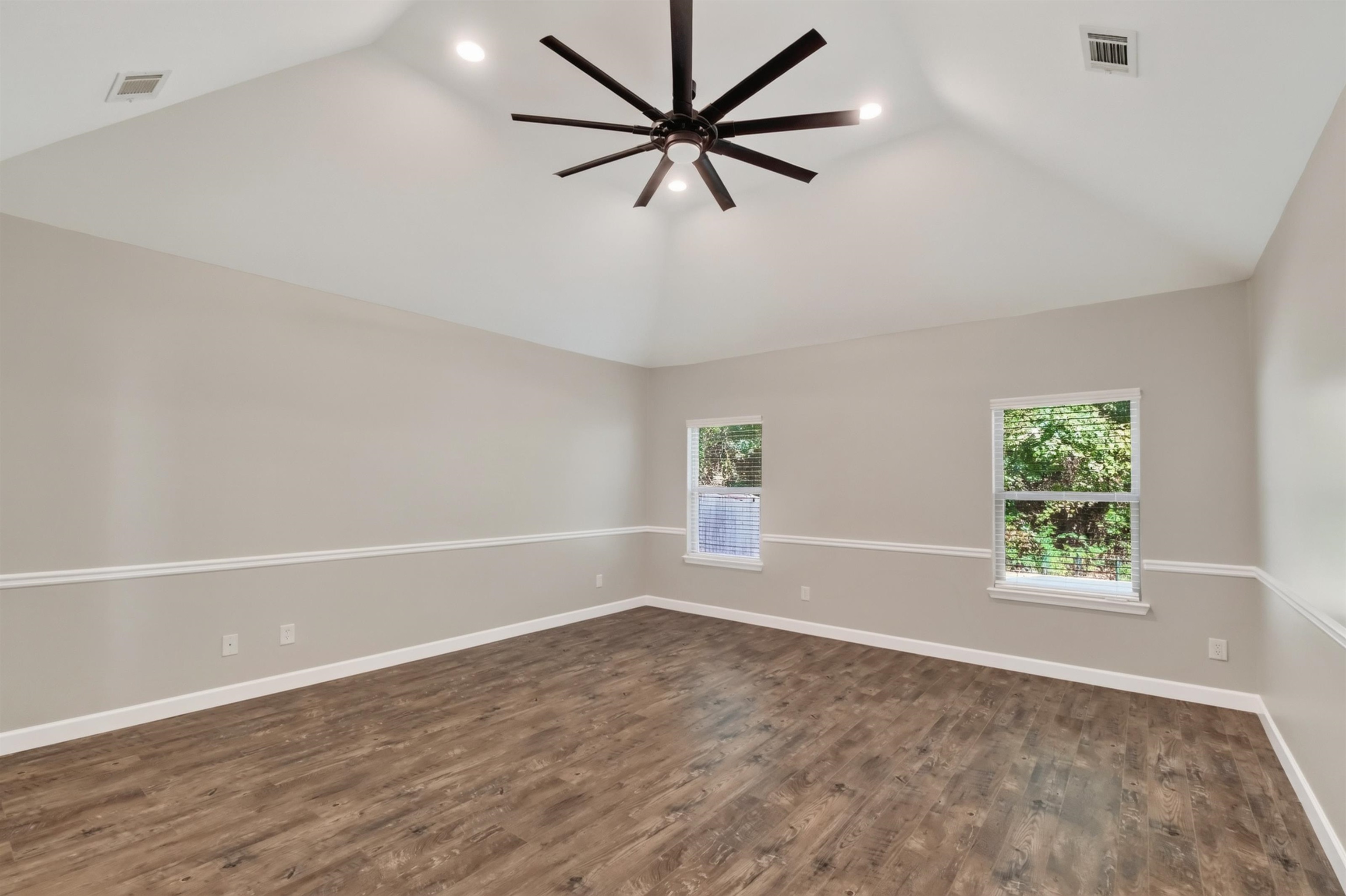 168 E Farrell Drive Property Photo 16