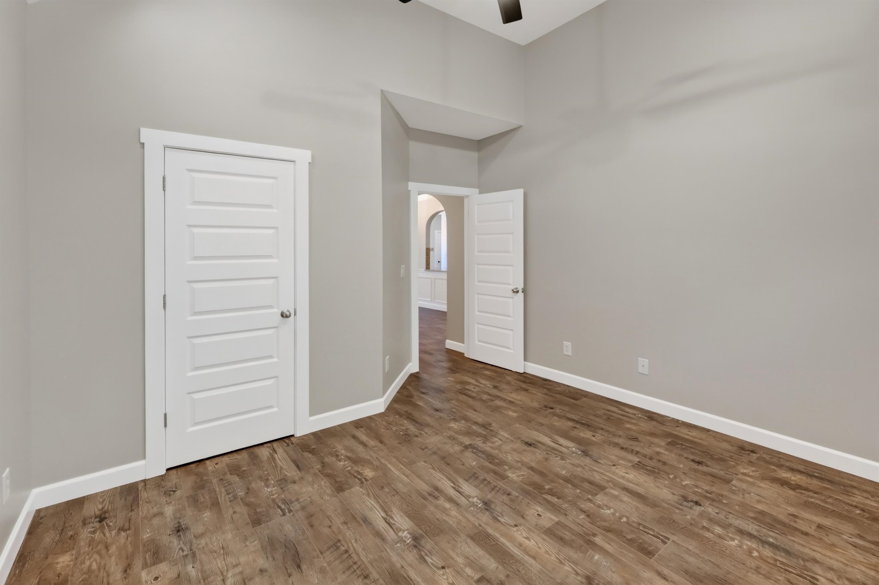 168 E Farrell Drive Property Photo 21