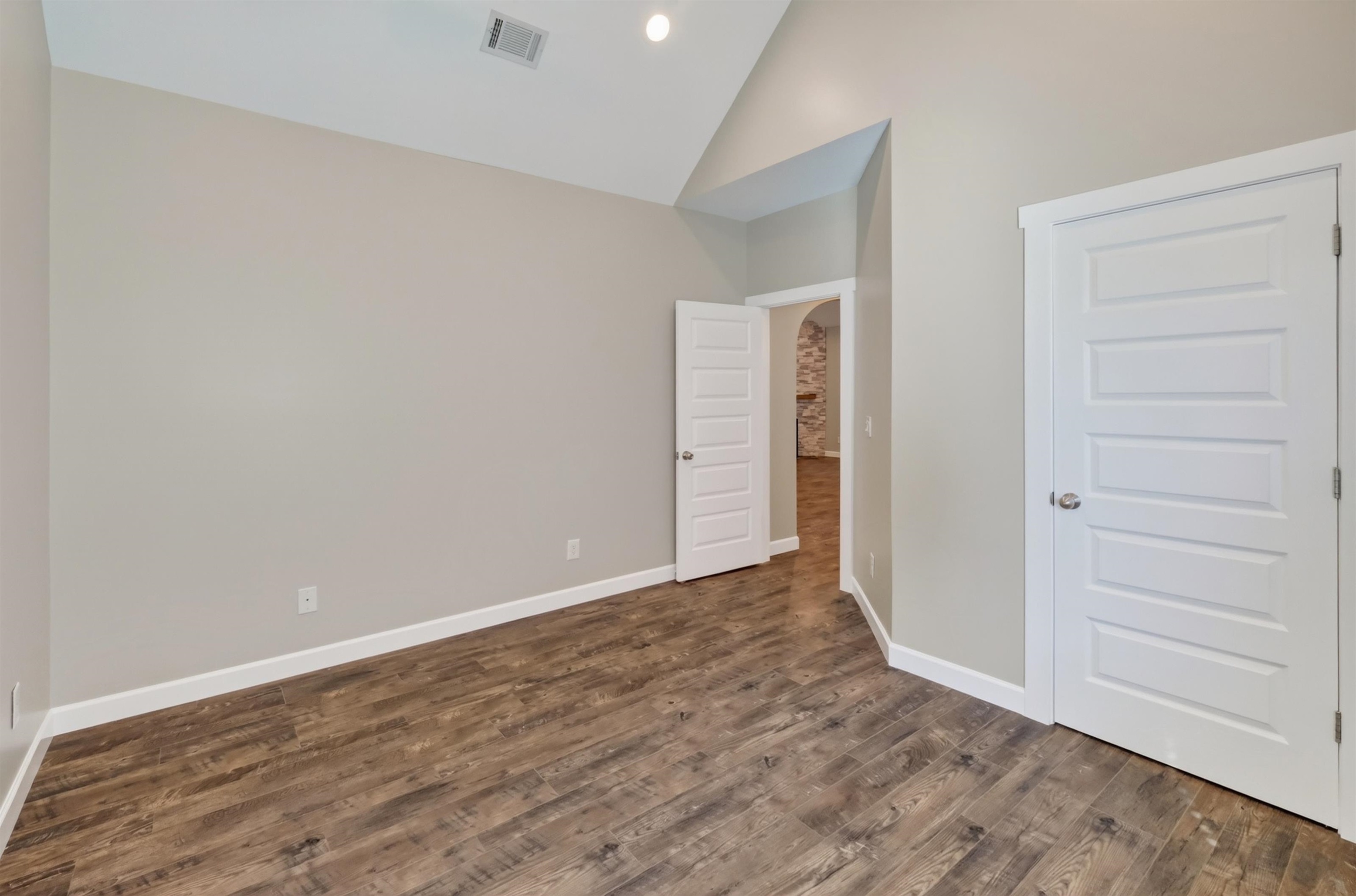 168 E Farrell Drive Property Photo 24