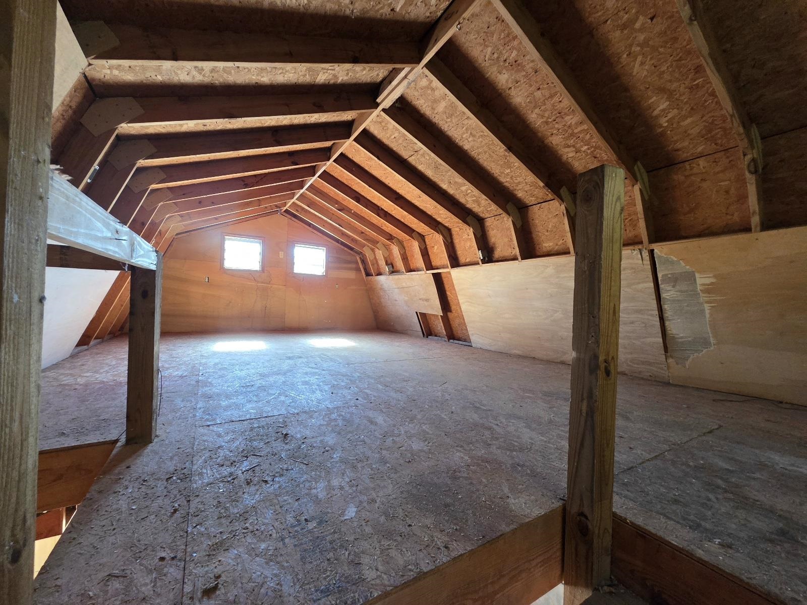 208 Skyline Road Property Photo 8