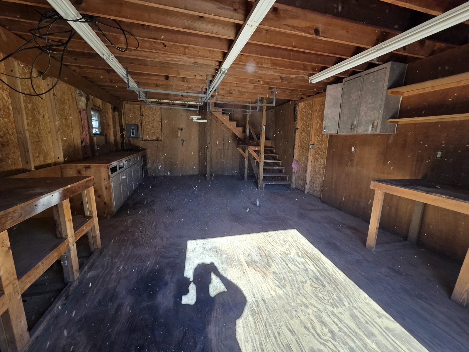 208 Skyline Road Property Photo 9