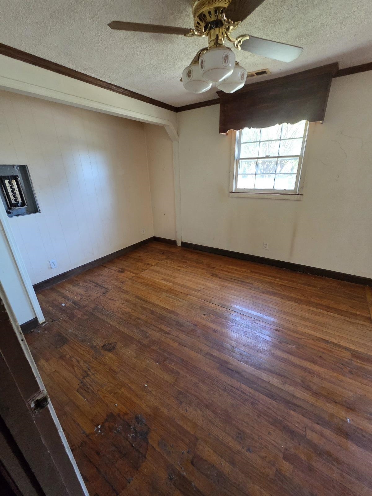 208 Skyline Road Property Photo 17