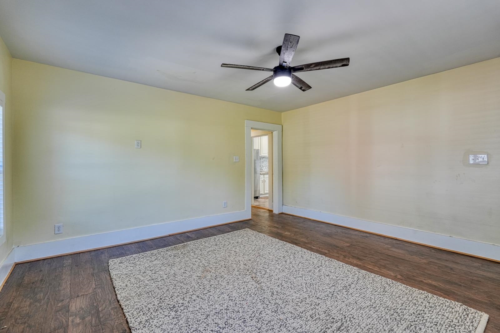 795 Howard Street Property Photo 5