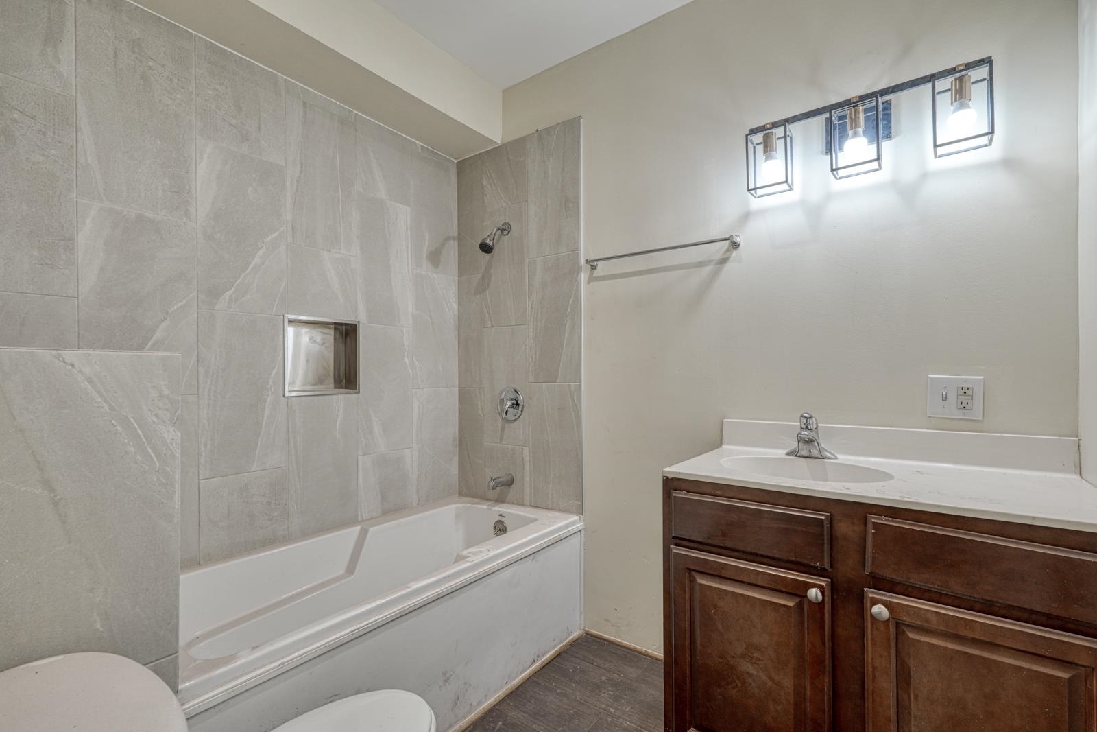 795 Howard Street Property Photo 19