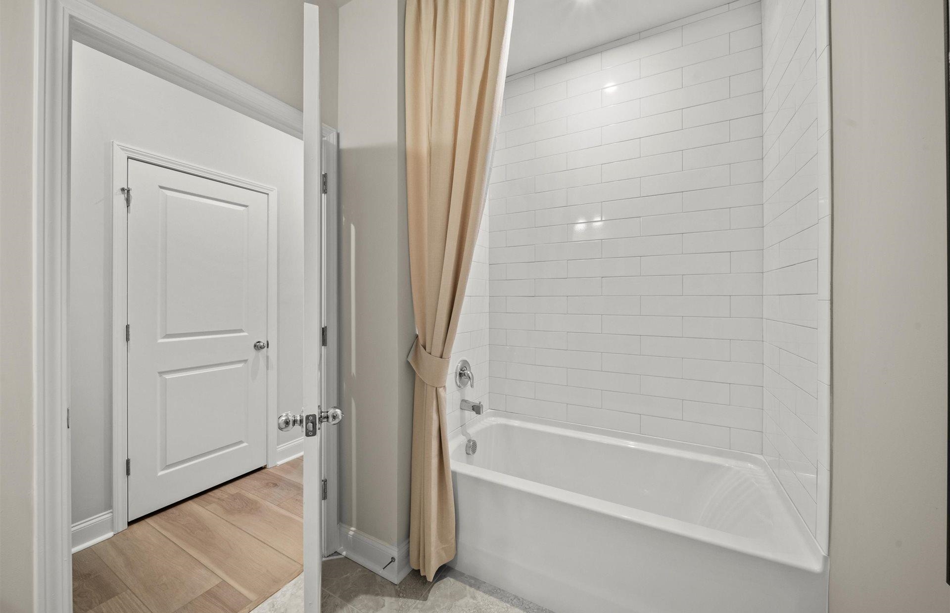 1324 Capefox Drive Property Photo 14