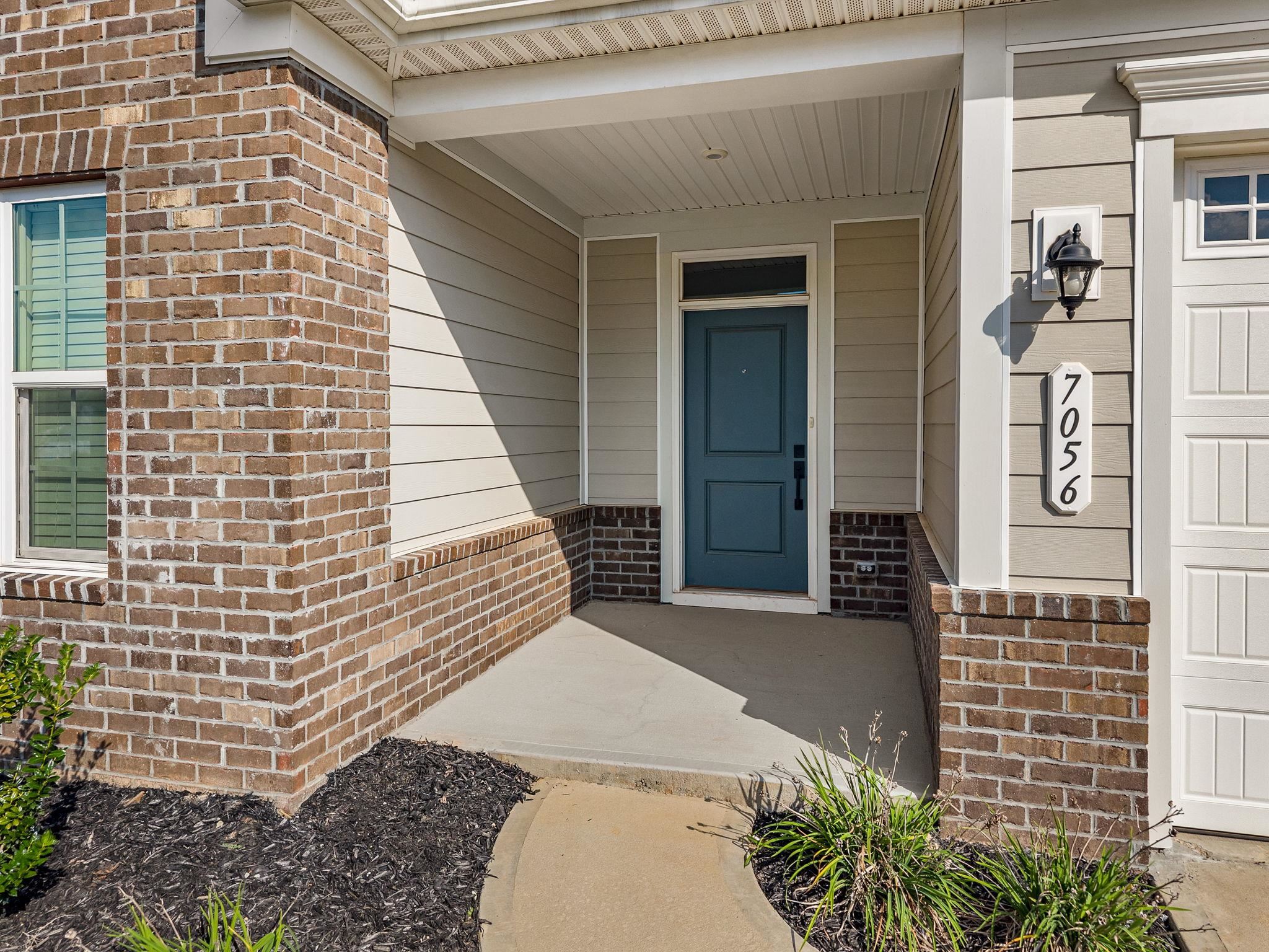 7056 Glass Court Property Photo 8