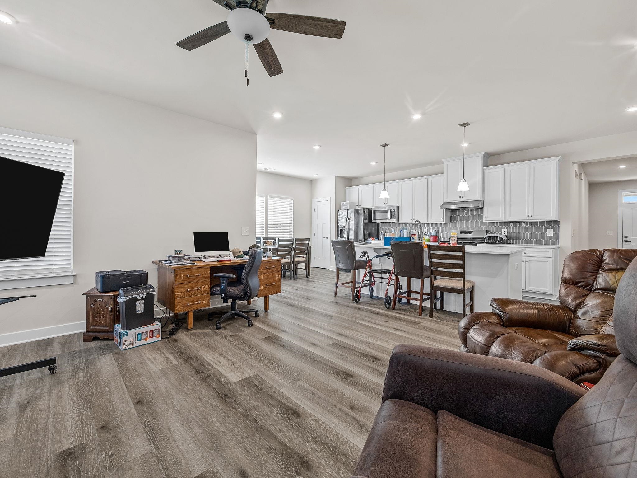 7056 Glass Court Property Photo 15