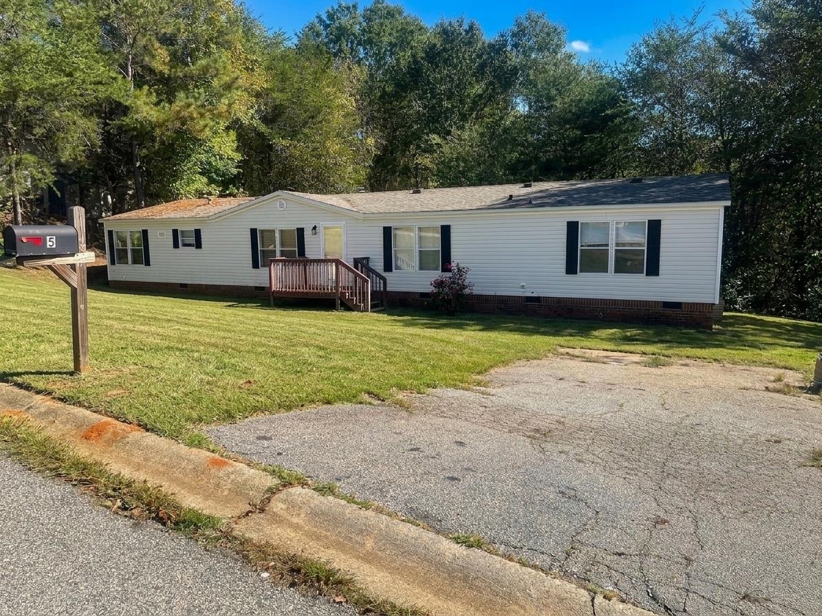 5 Riverbreeze Road Property Photo 1