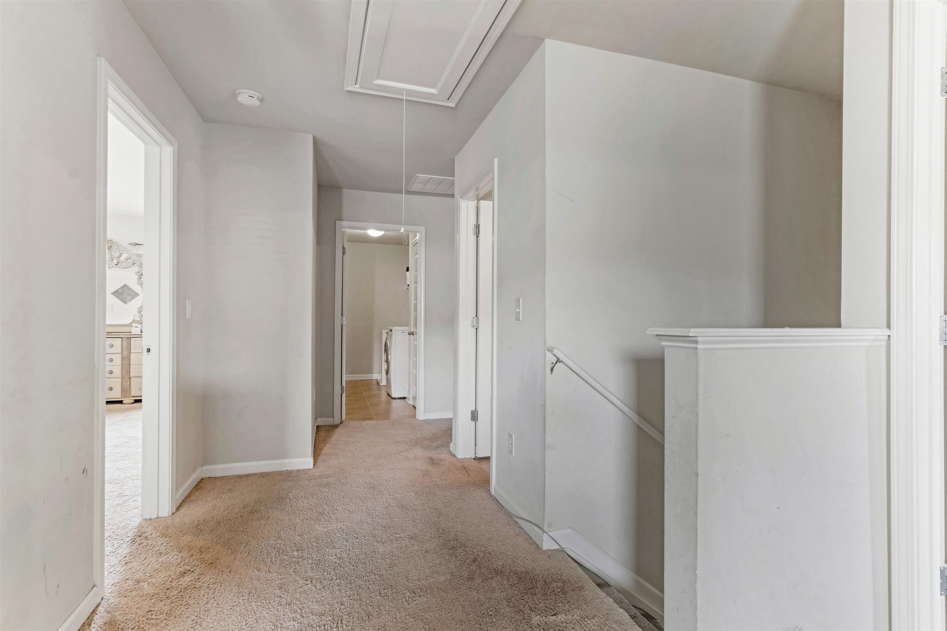 200 Elmhaven Drive Property Photo 14