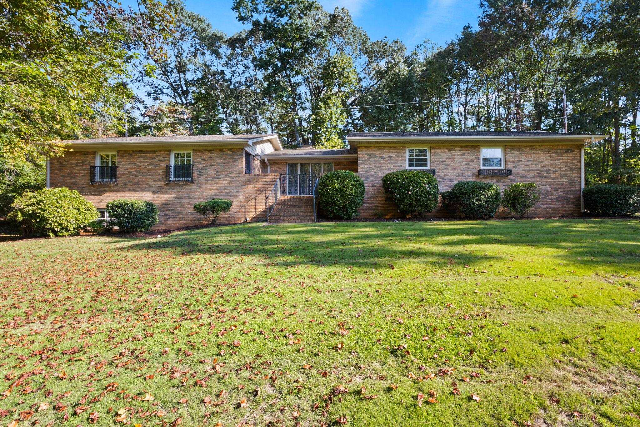 1640 Mount Lebanon Road Property Photo 1