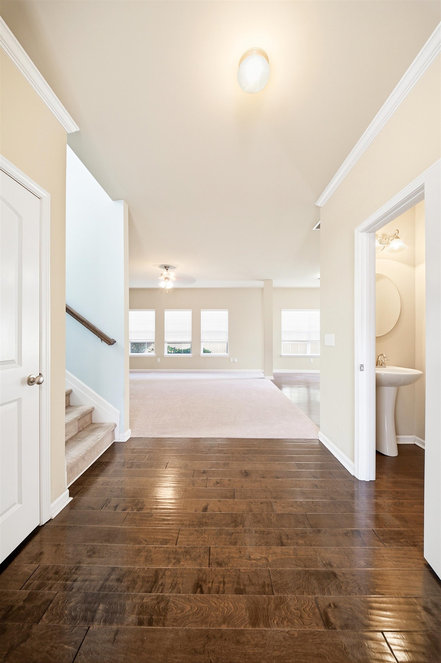 532 W Saddletree Drive Property Photo 33