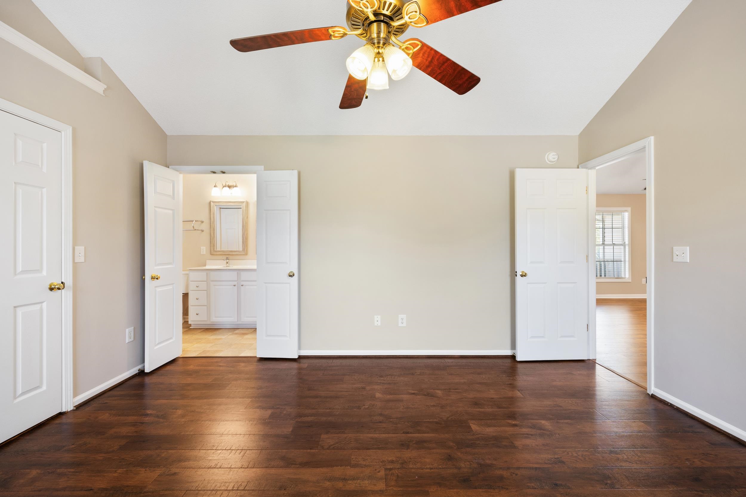 300 Cunningham Road Property Photo 12