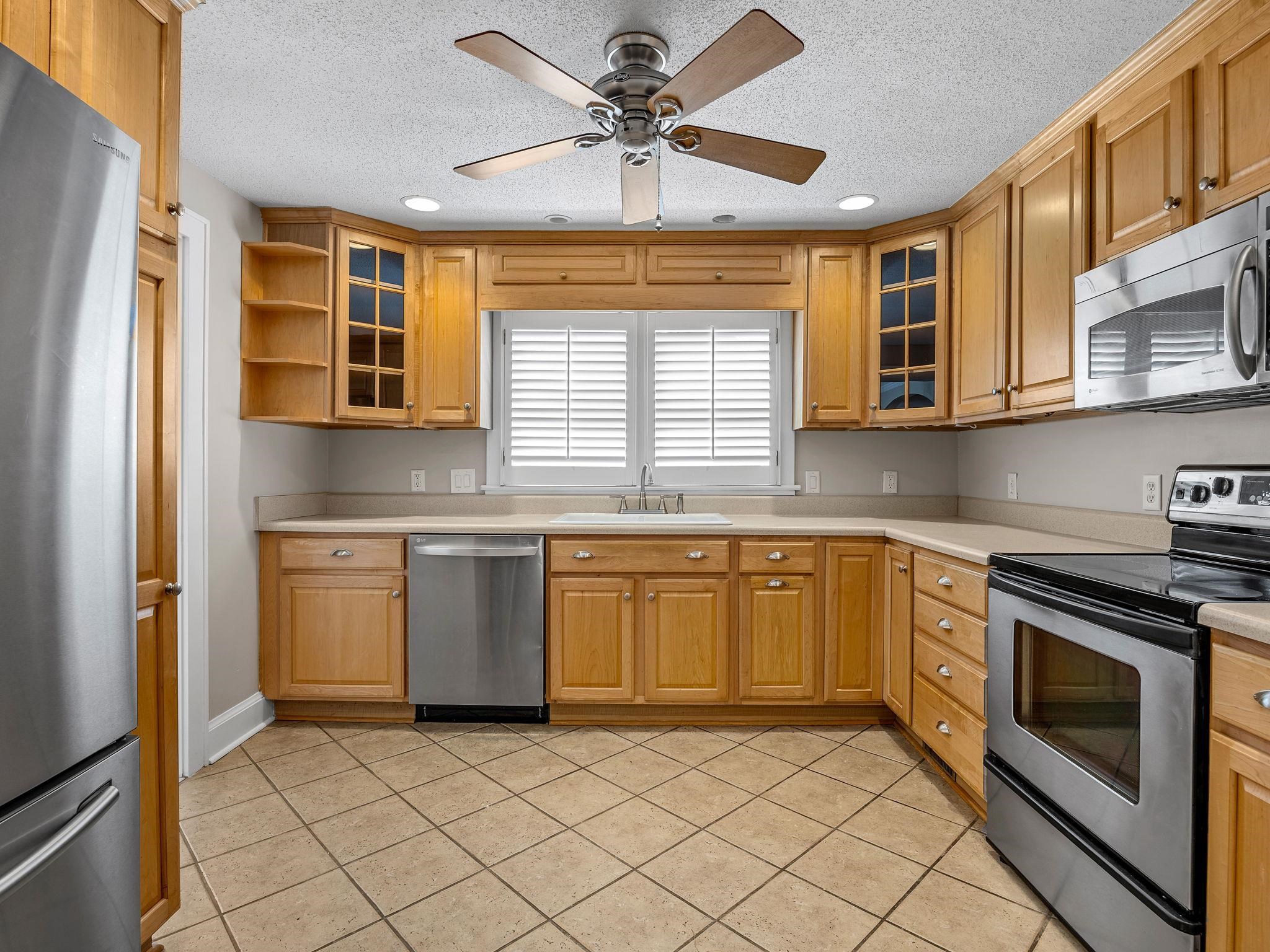 775 Dickson Road Property Photo 16