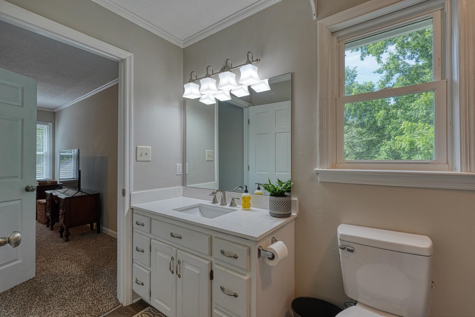 102 Hickory Hollow Drive Property Photo 20