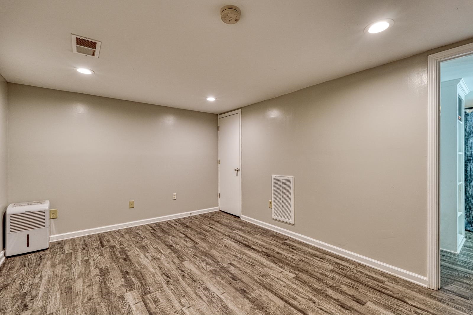 102 Hickory Hollow Drive Property Photo 27
