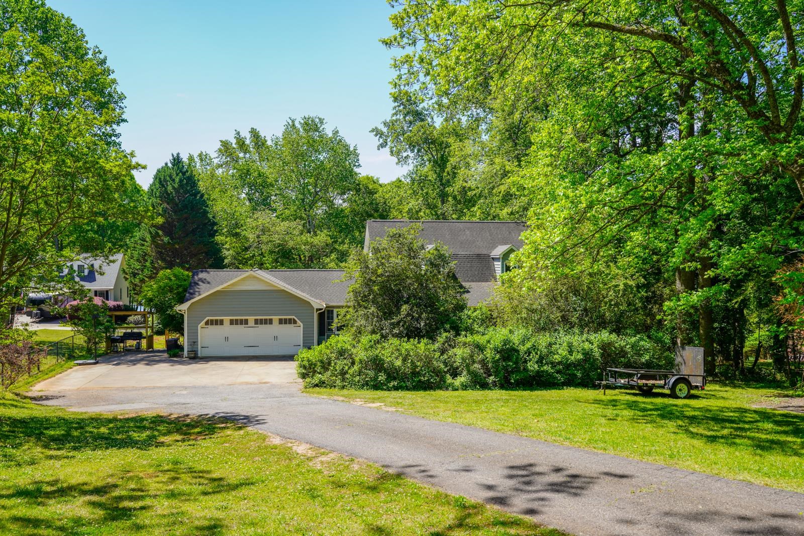 102 Hickory Hollow Drive Property Photo 40