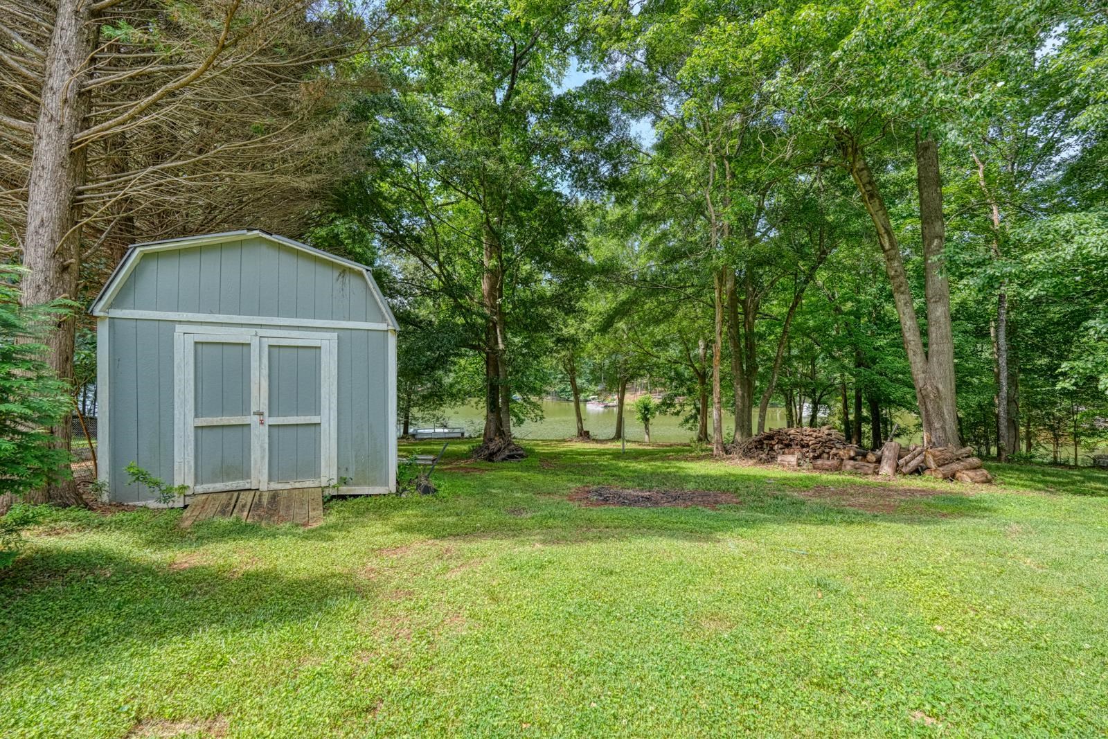 102 Hickory Hollow Drive Property Photo 43