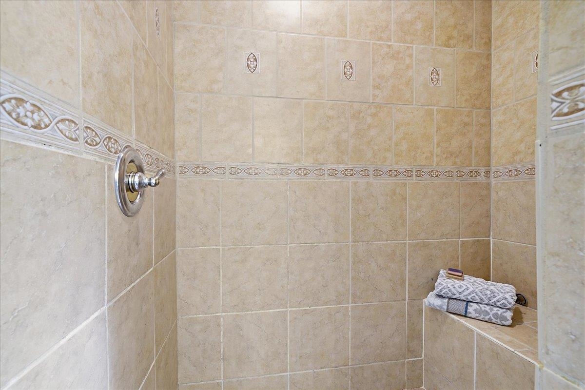 104 Paris Glen Way Property Photo 29