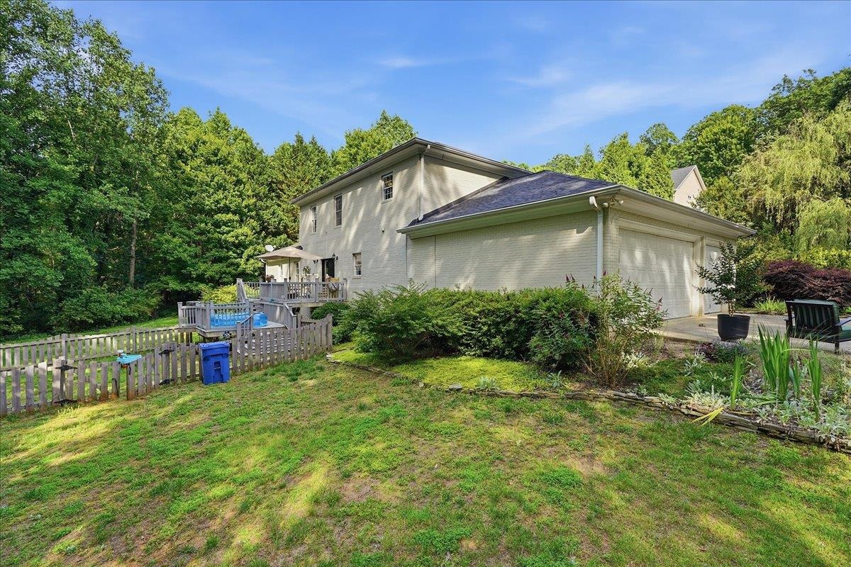 104 Paris Glen Way Property Photo 34