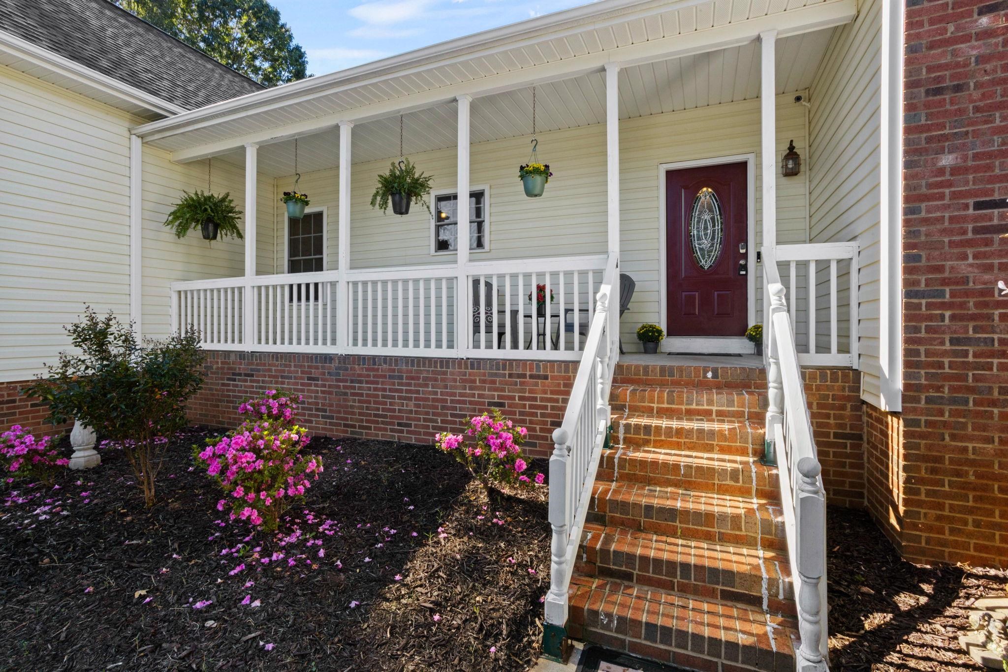 111 Quartermein Court Property Photo 3
