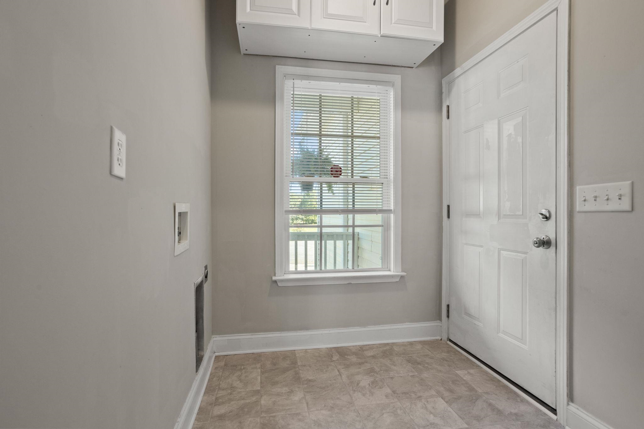111 Quartermein Court Property Photo 22