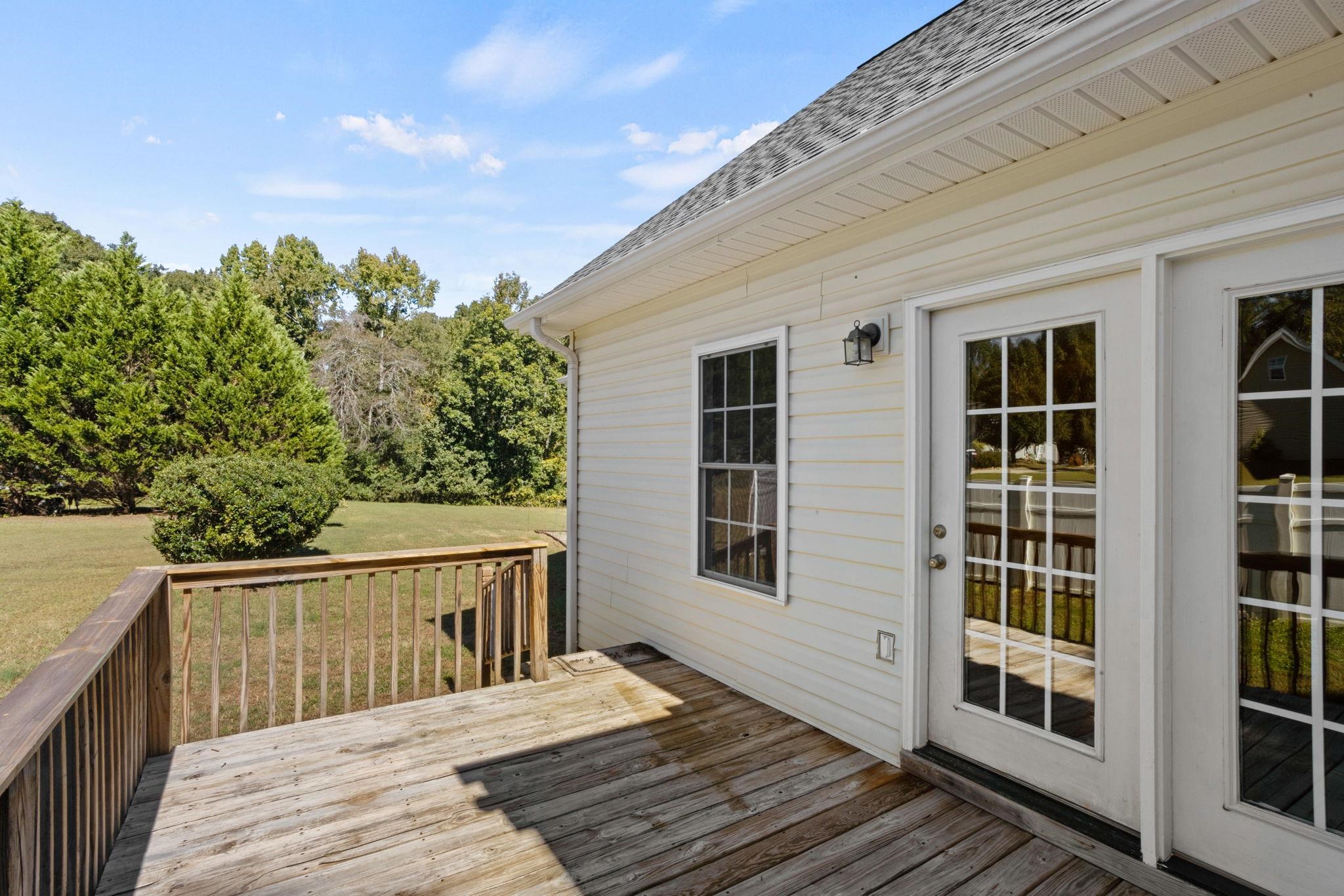 111 Quartermein Court Property Photo 27