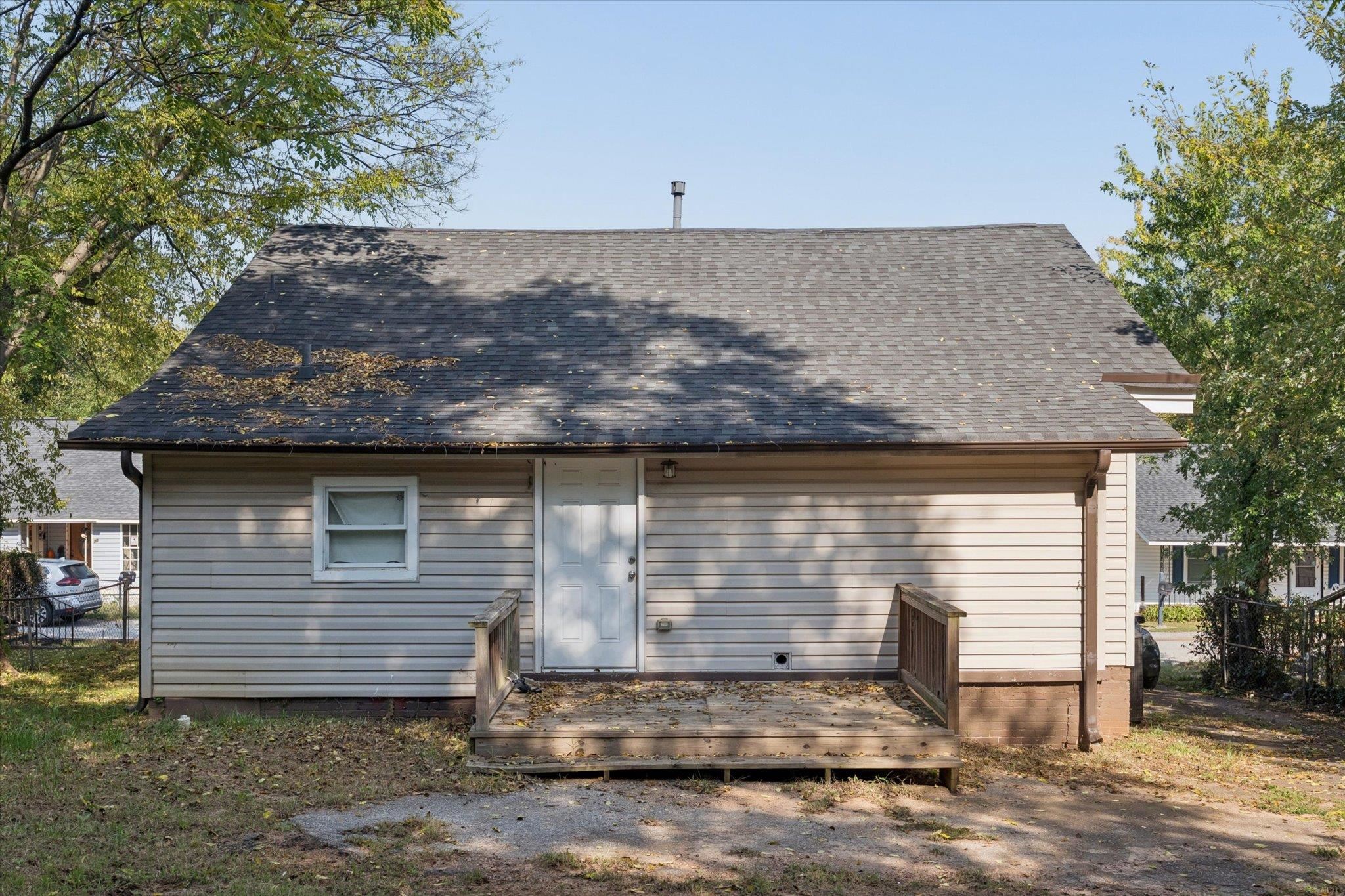 33 Ross Street Property Photo 23