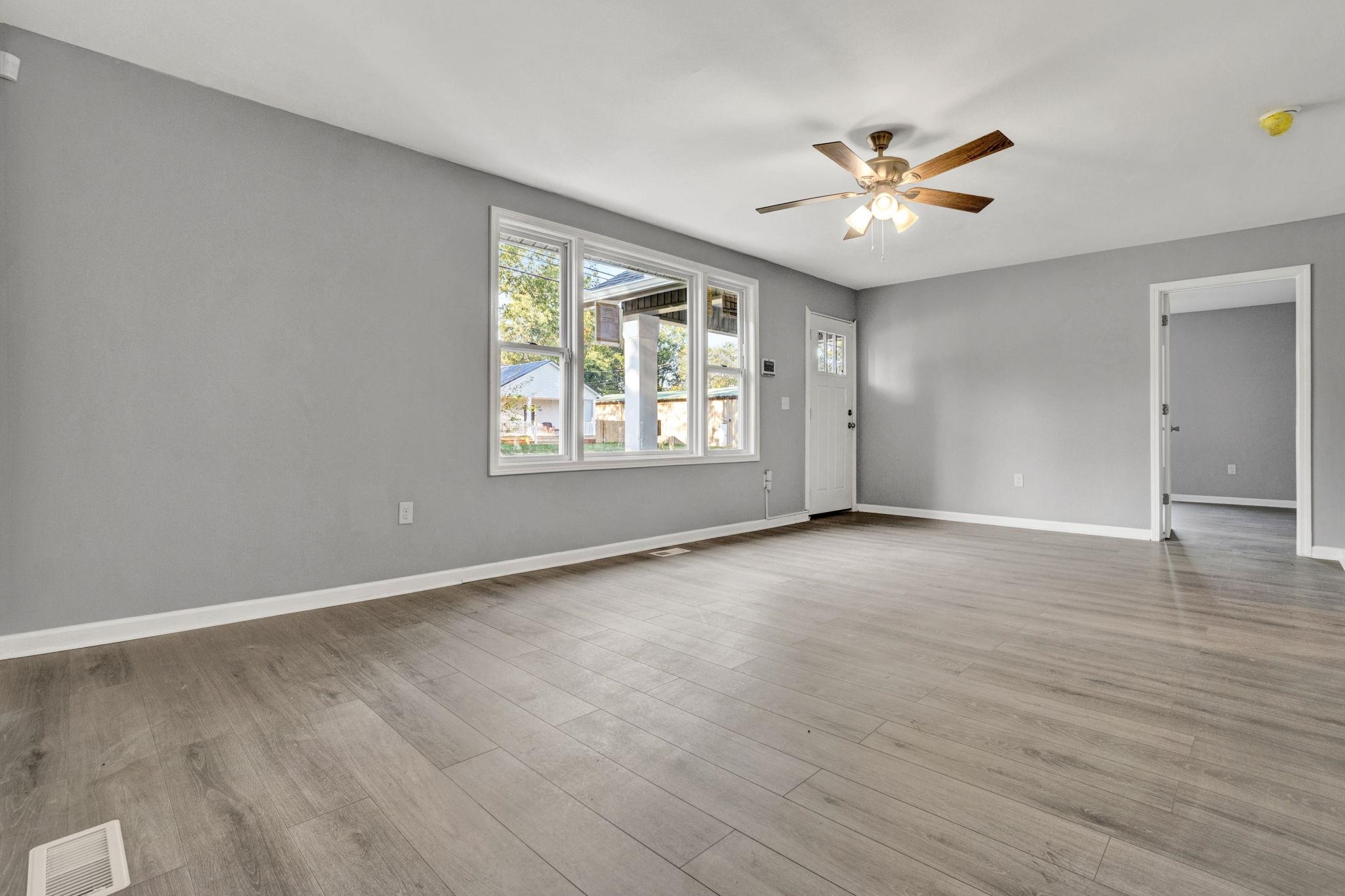 202 Holland Street Property Photo 5