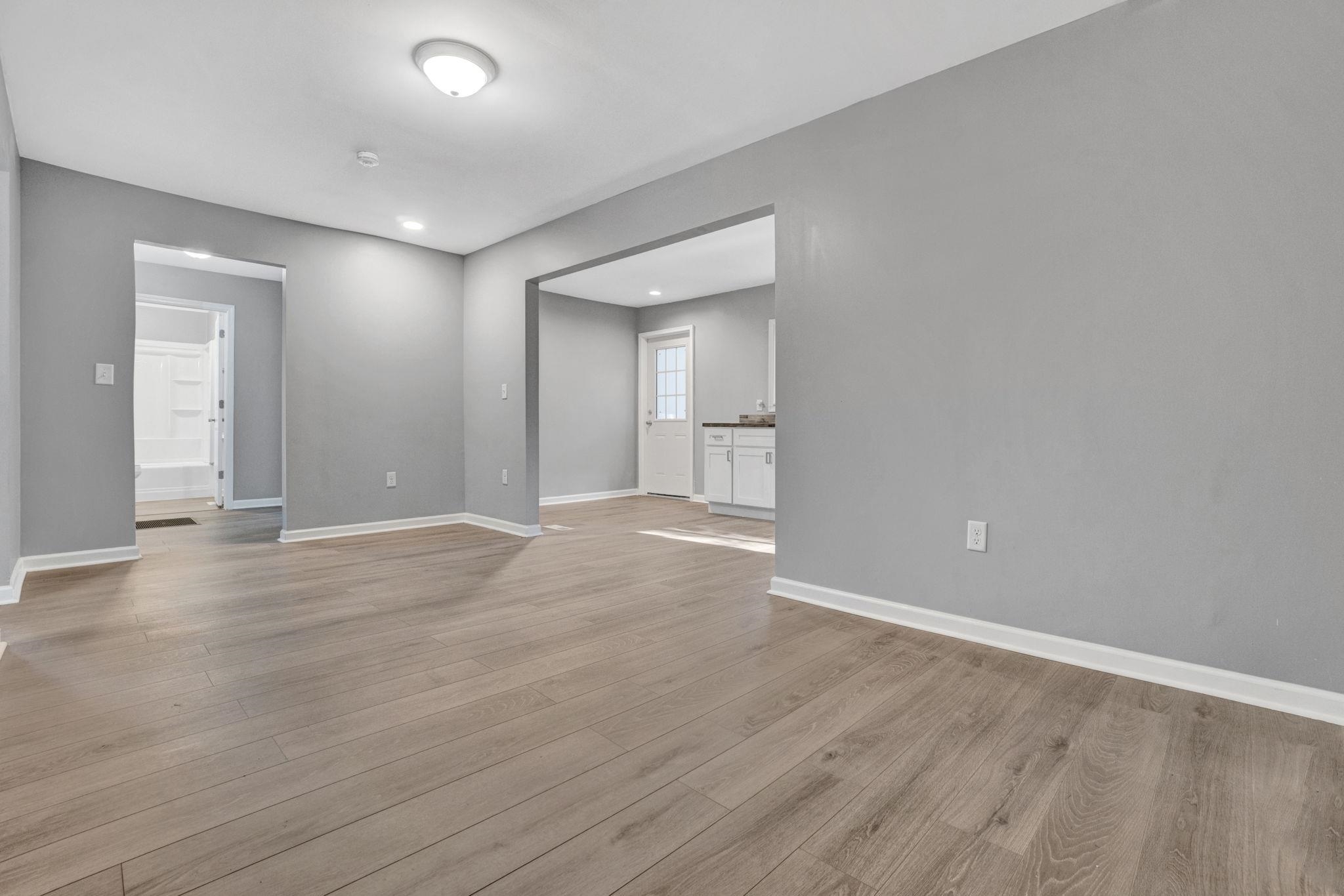 202 Holland Street Property Photo 15