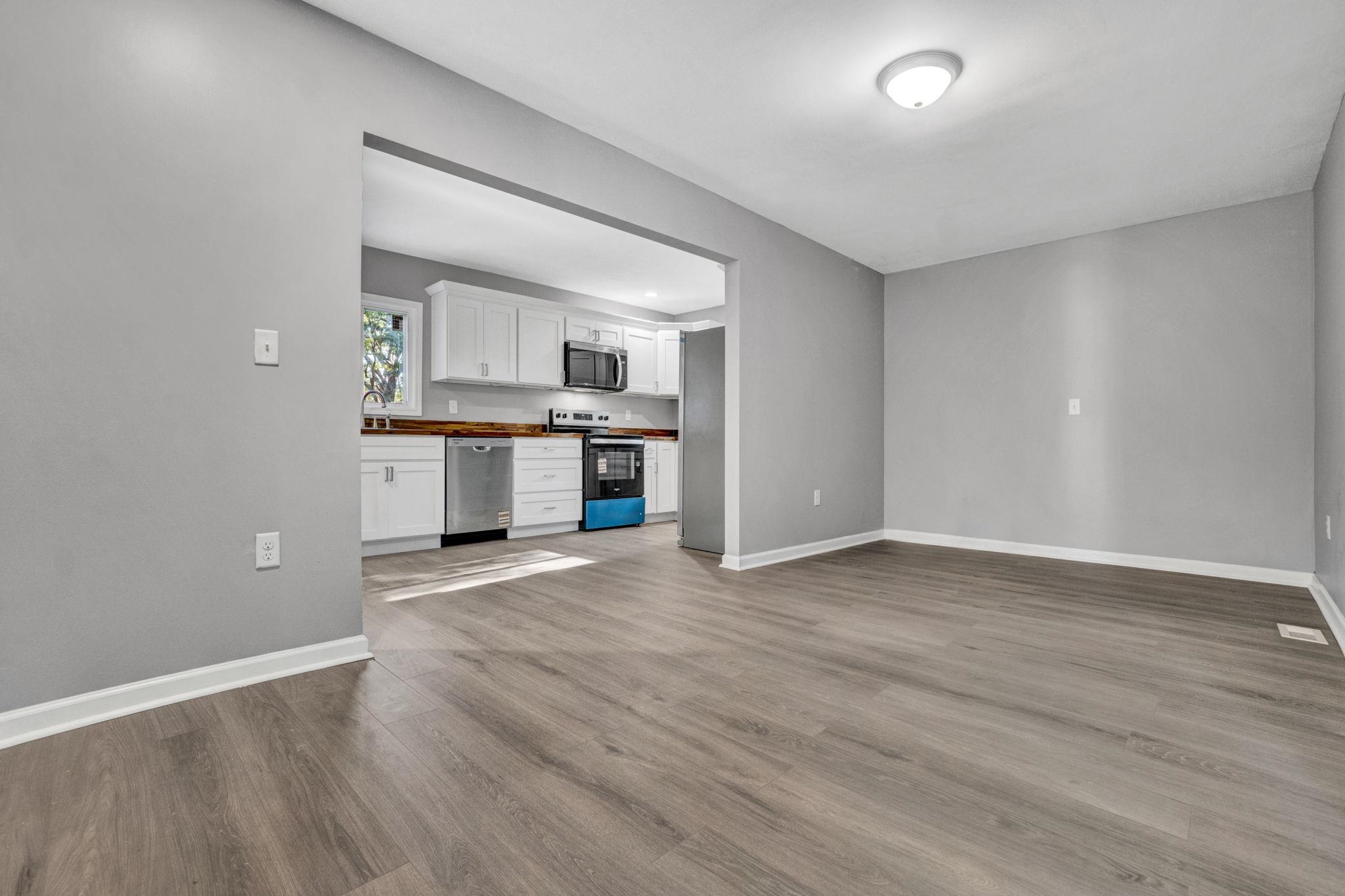 202 Holland Street Property Photo 16