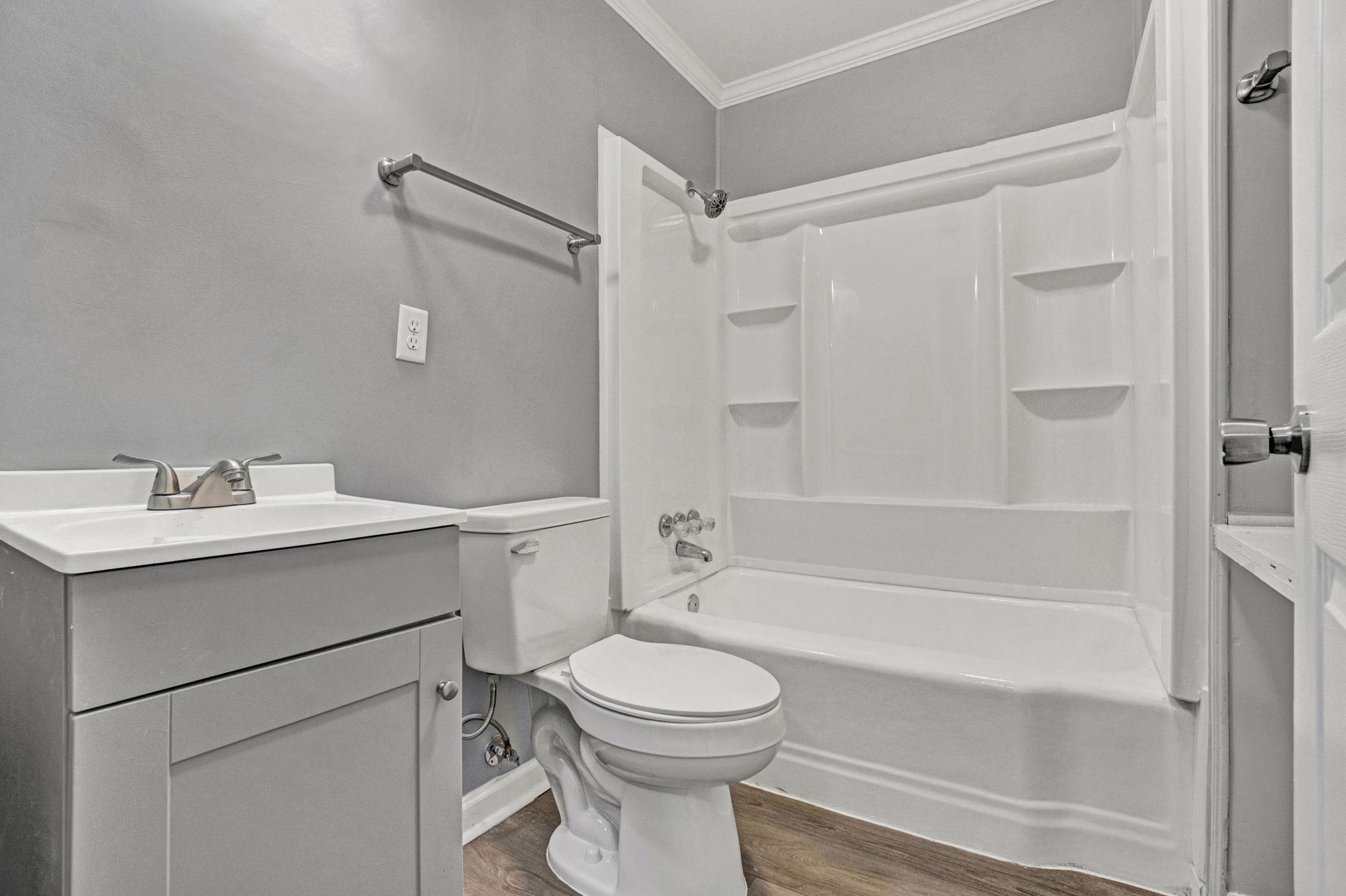 202 Holland Street Property Photo 30