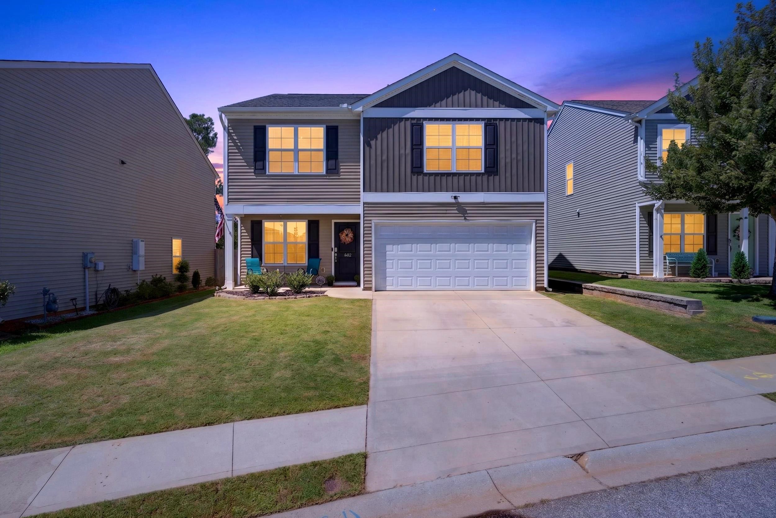 642 Ridgeville Crossing Drive Property Photo 1