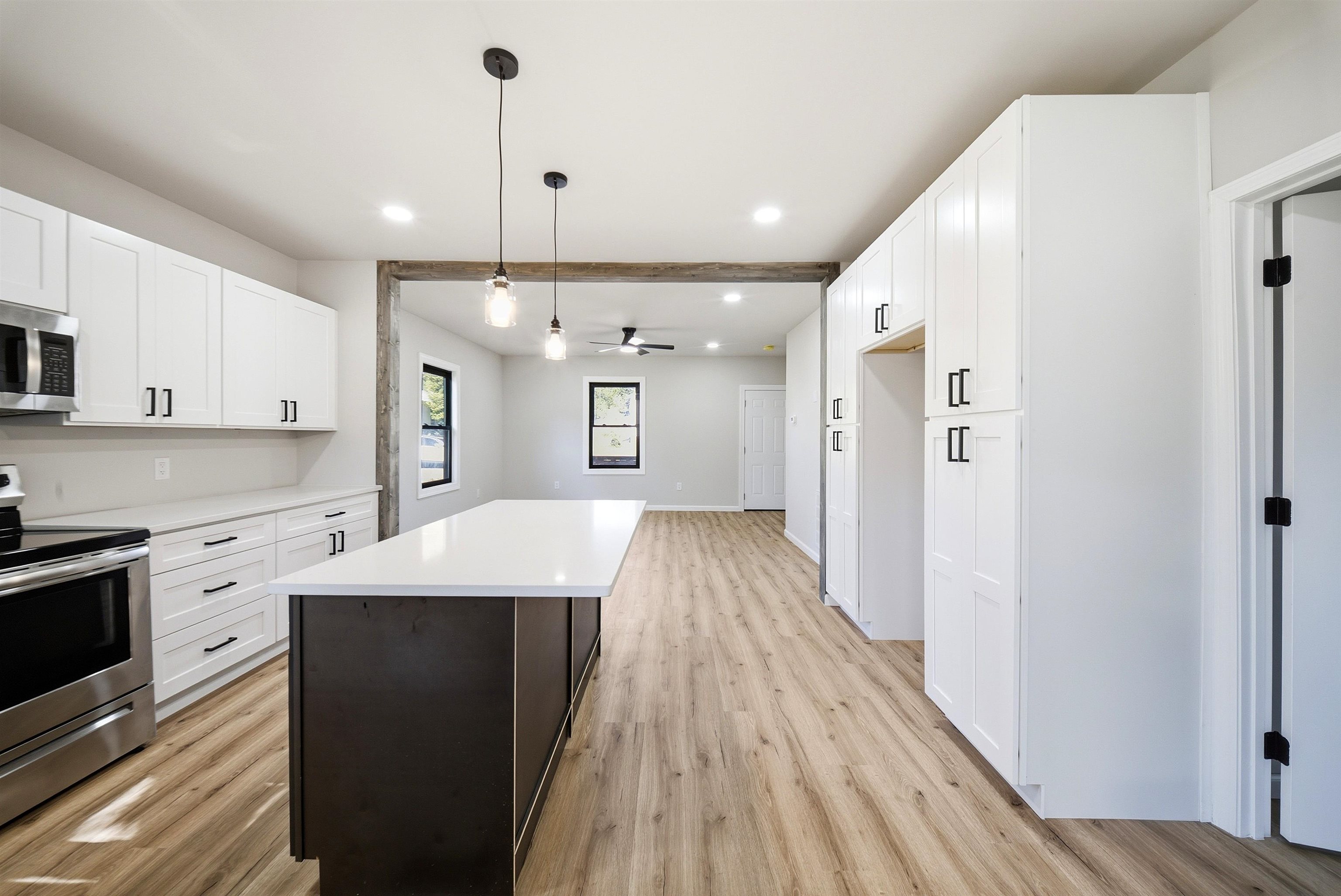 2 3rd Street Property Photo 13