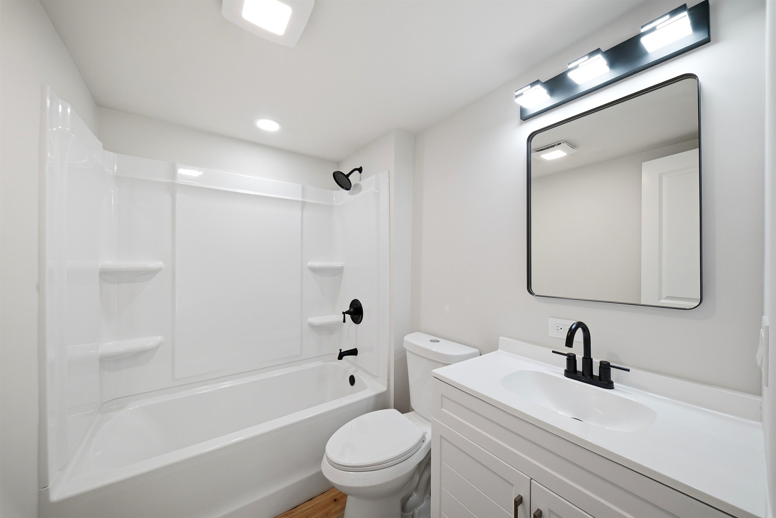 2 3rd Street Property Photo 18