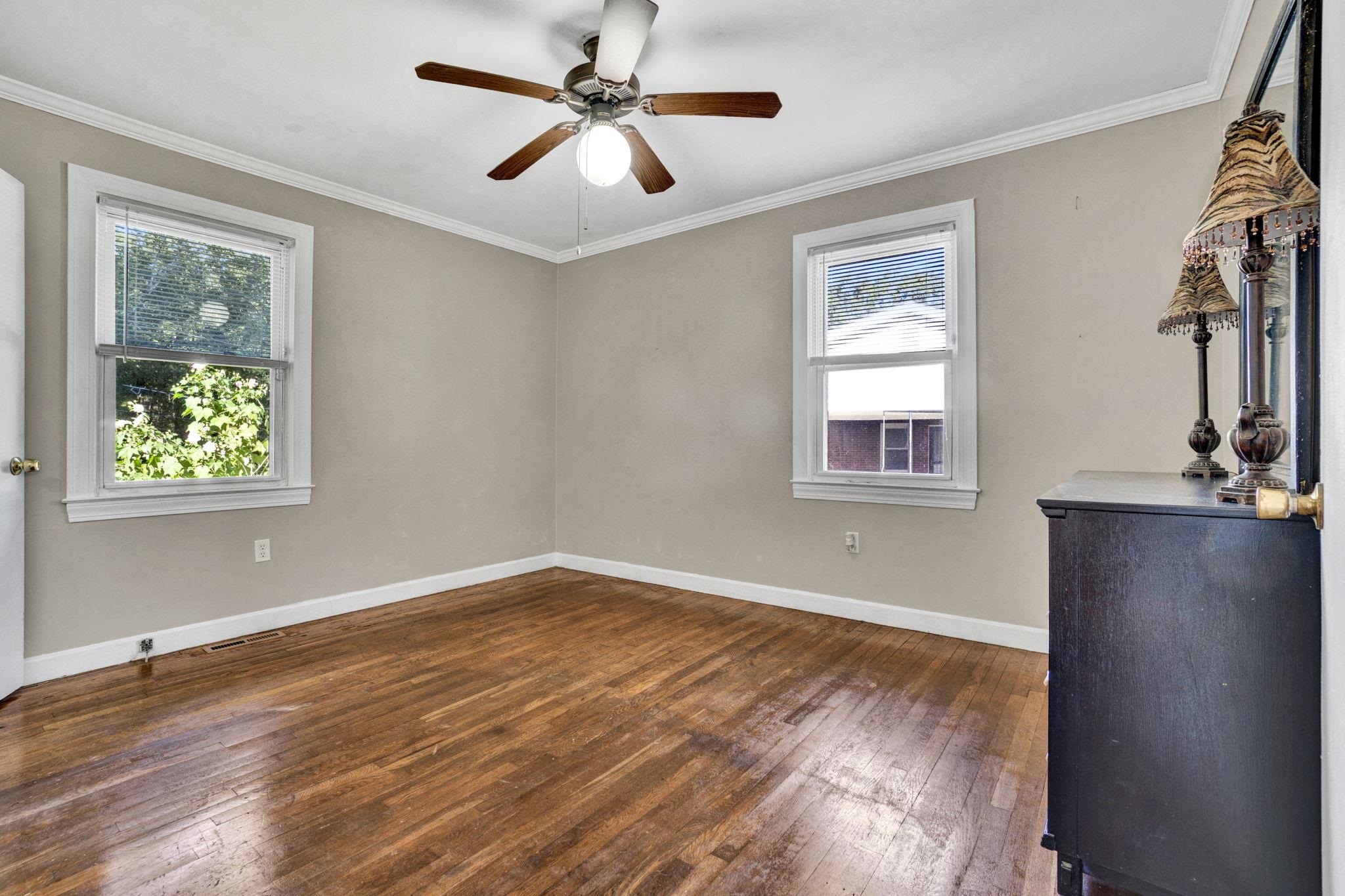 446 Meadowbrook Avenue Property Photo 26