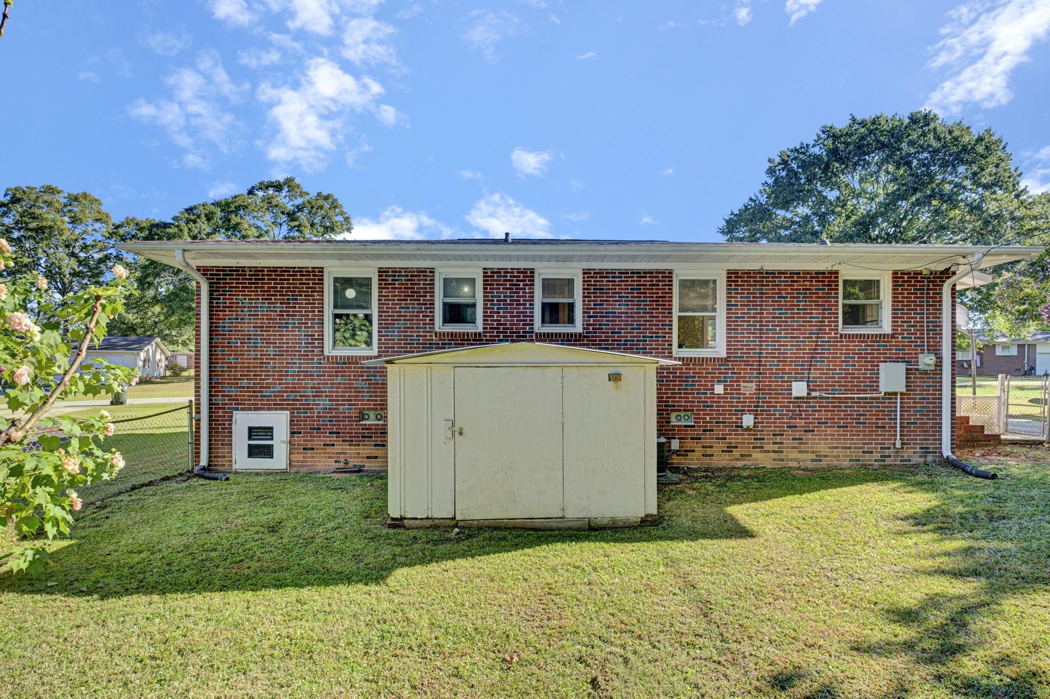 446 Meadowbrook Avenue Property Photo 32