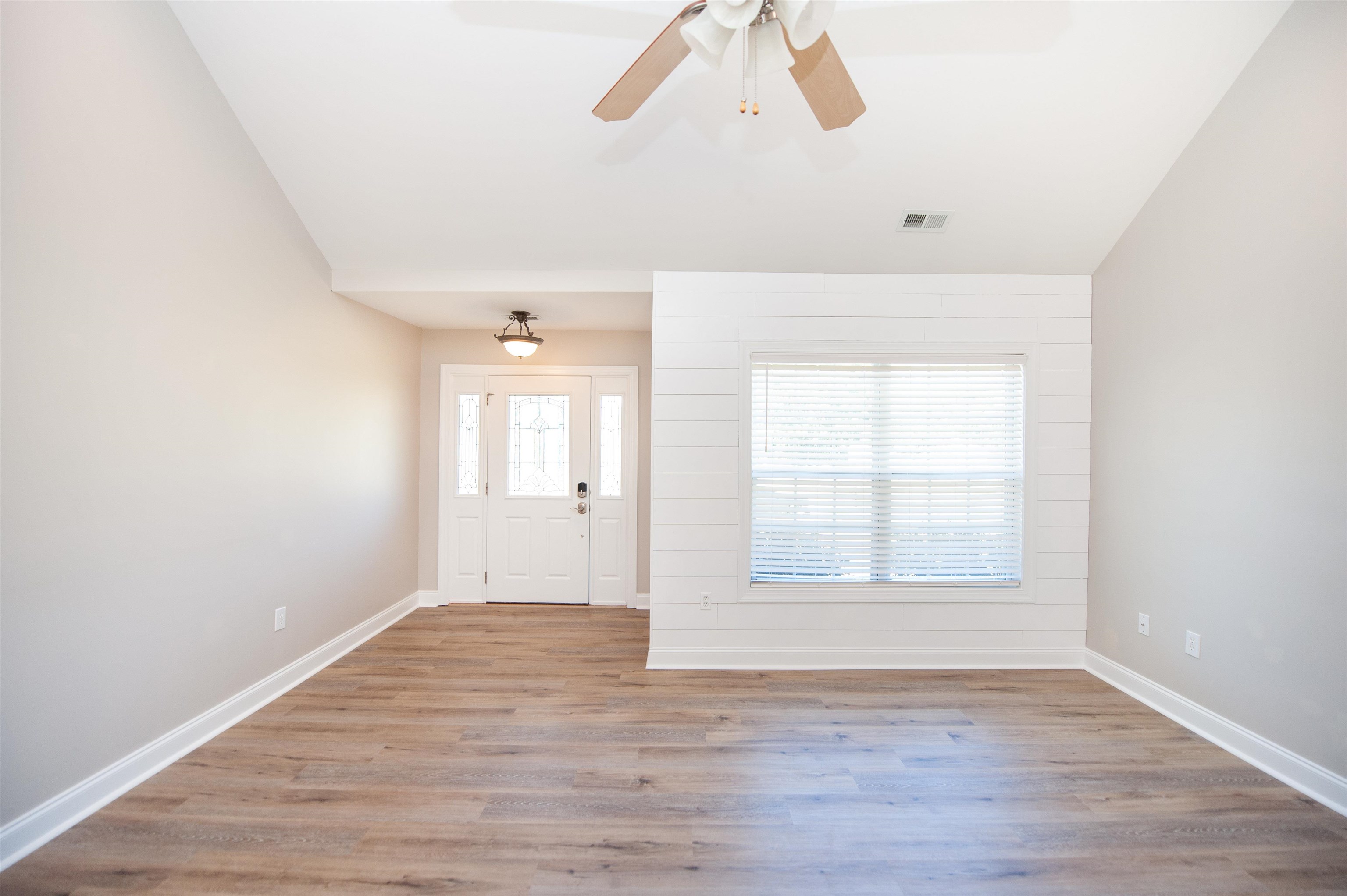 187 Eagle Ridge Property Photo 6