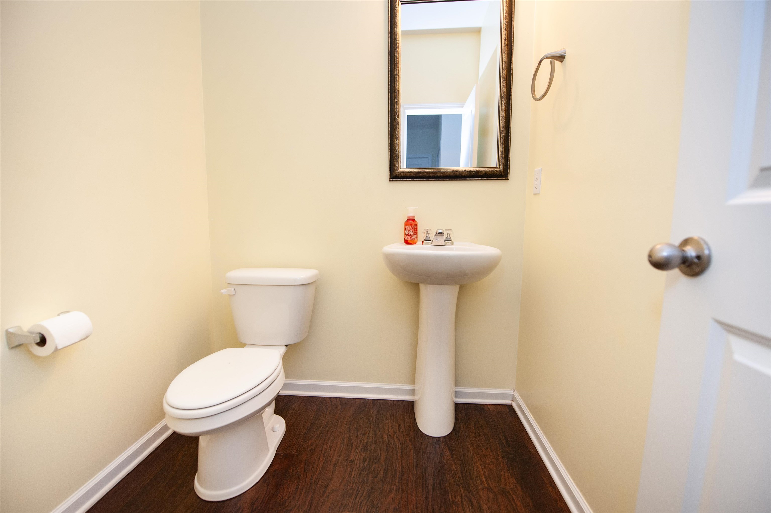 581 Friar Park Lane Property Photo 16