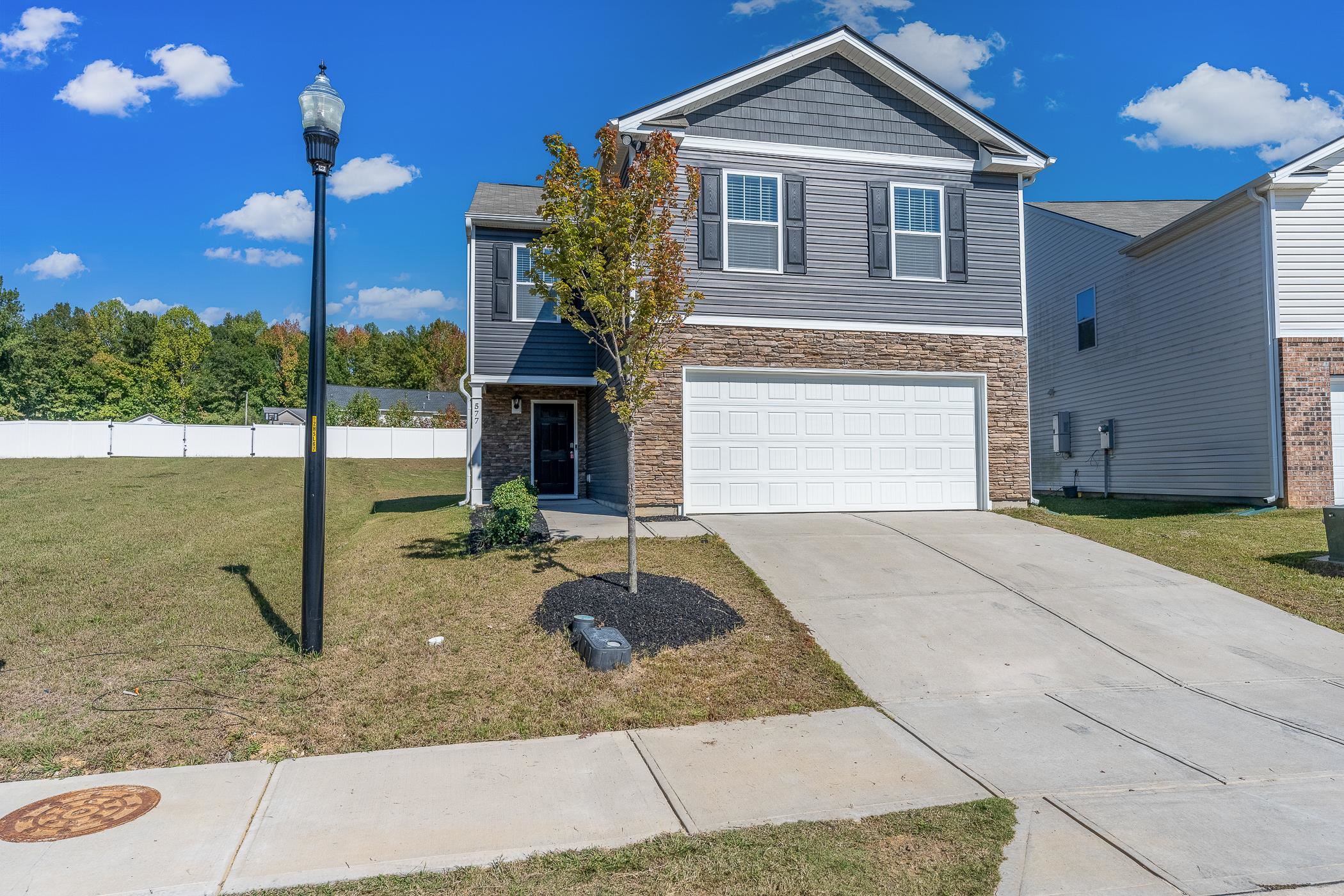 577 Evaleigh Street Property Photo 1