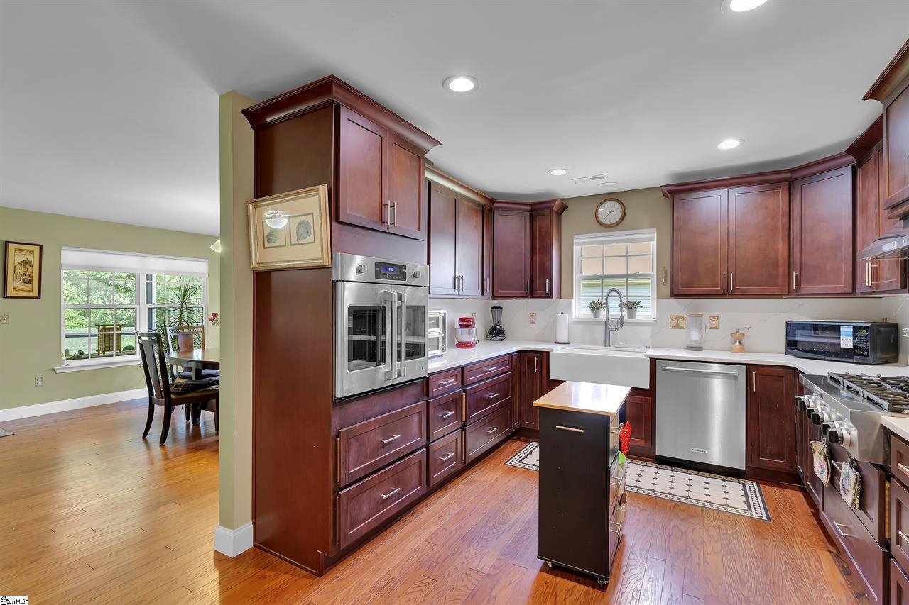 205 Tesla Court Property Photo 8