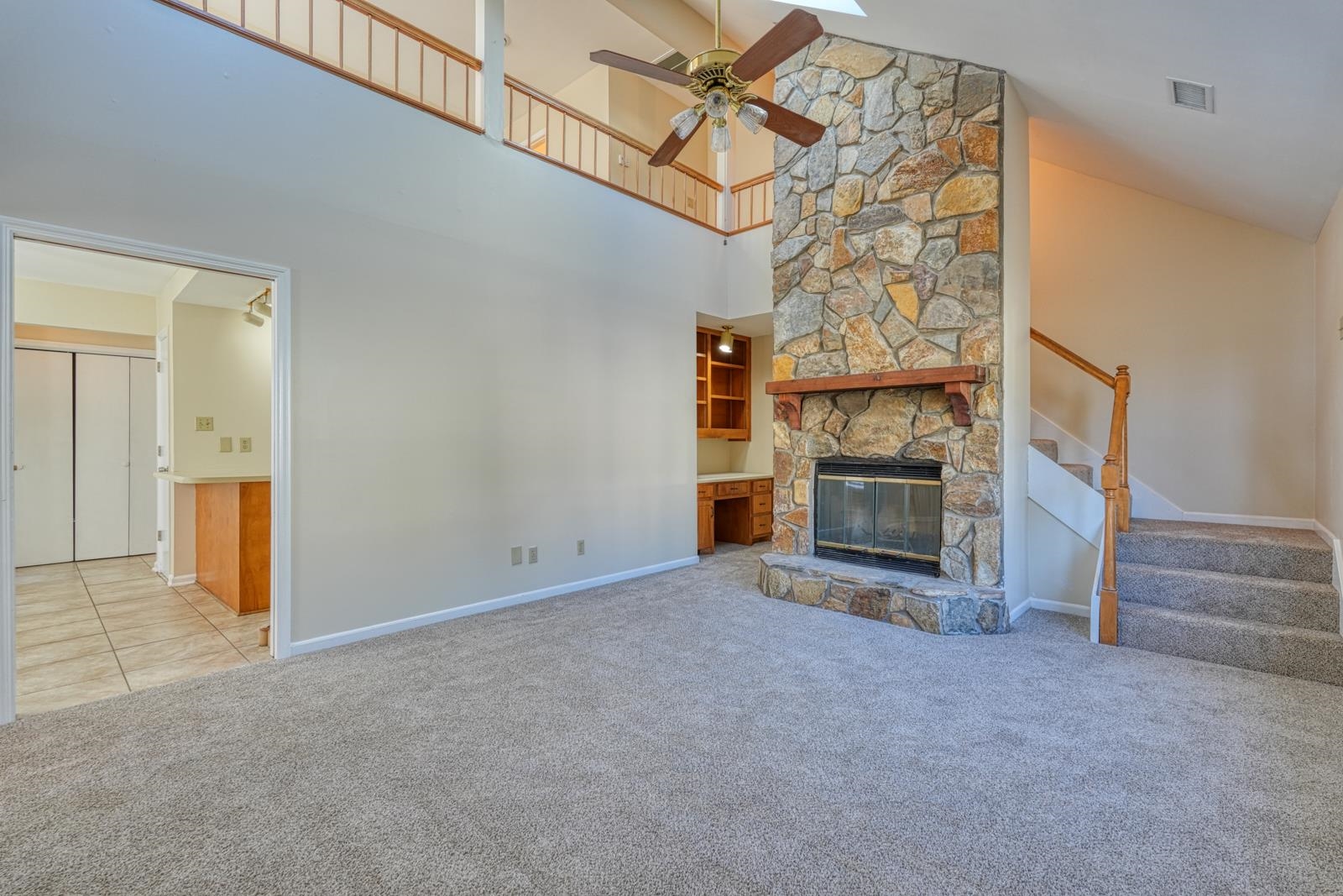 243 Old Towne Road Property Photo 4