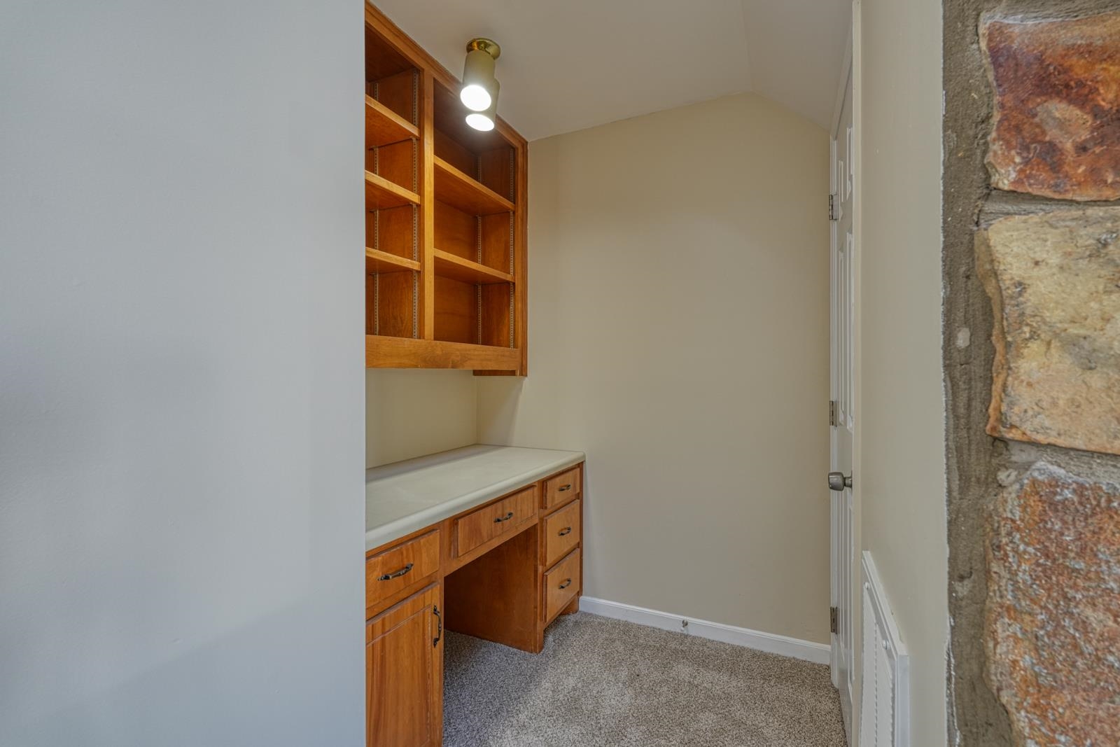 243 Old Towne Road Property Photo 8