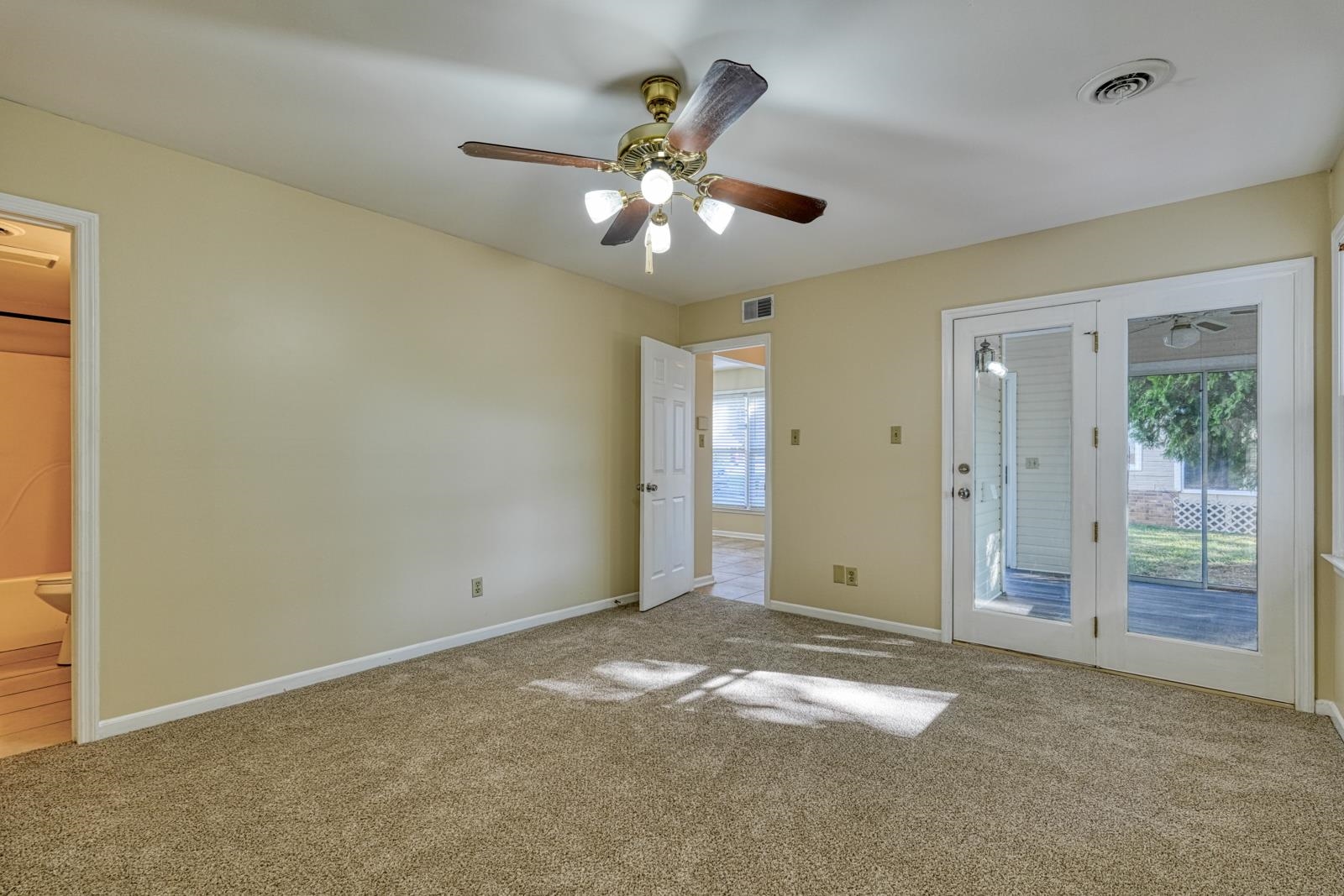 243 Old Towne Road Property Photo 20