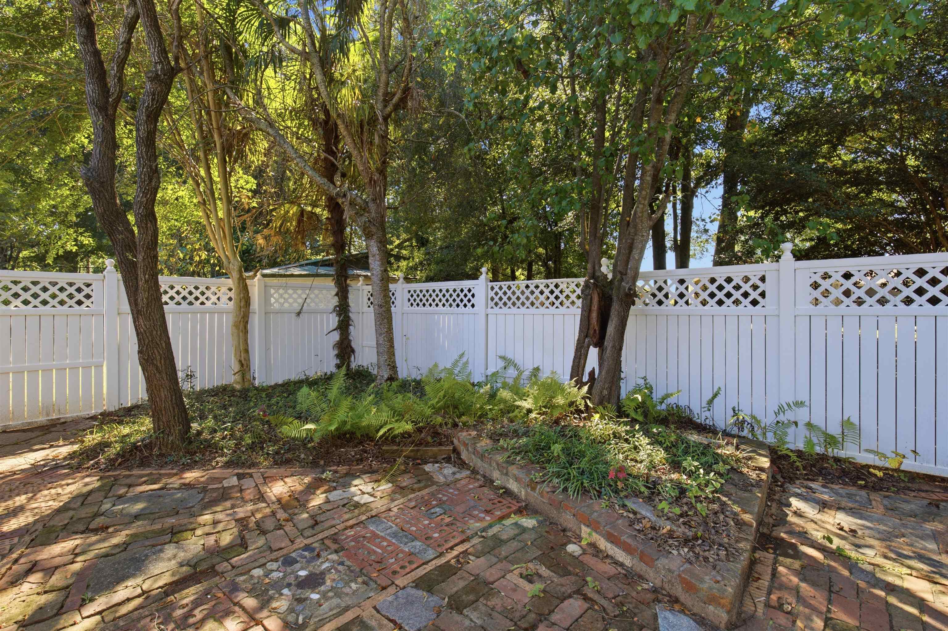 309 Eskew Cir Circle Property Photo 10