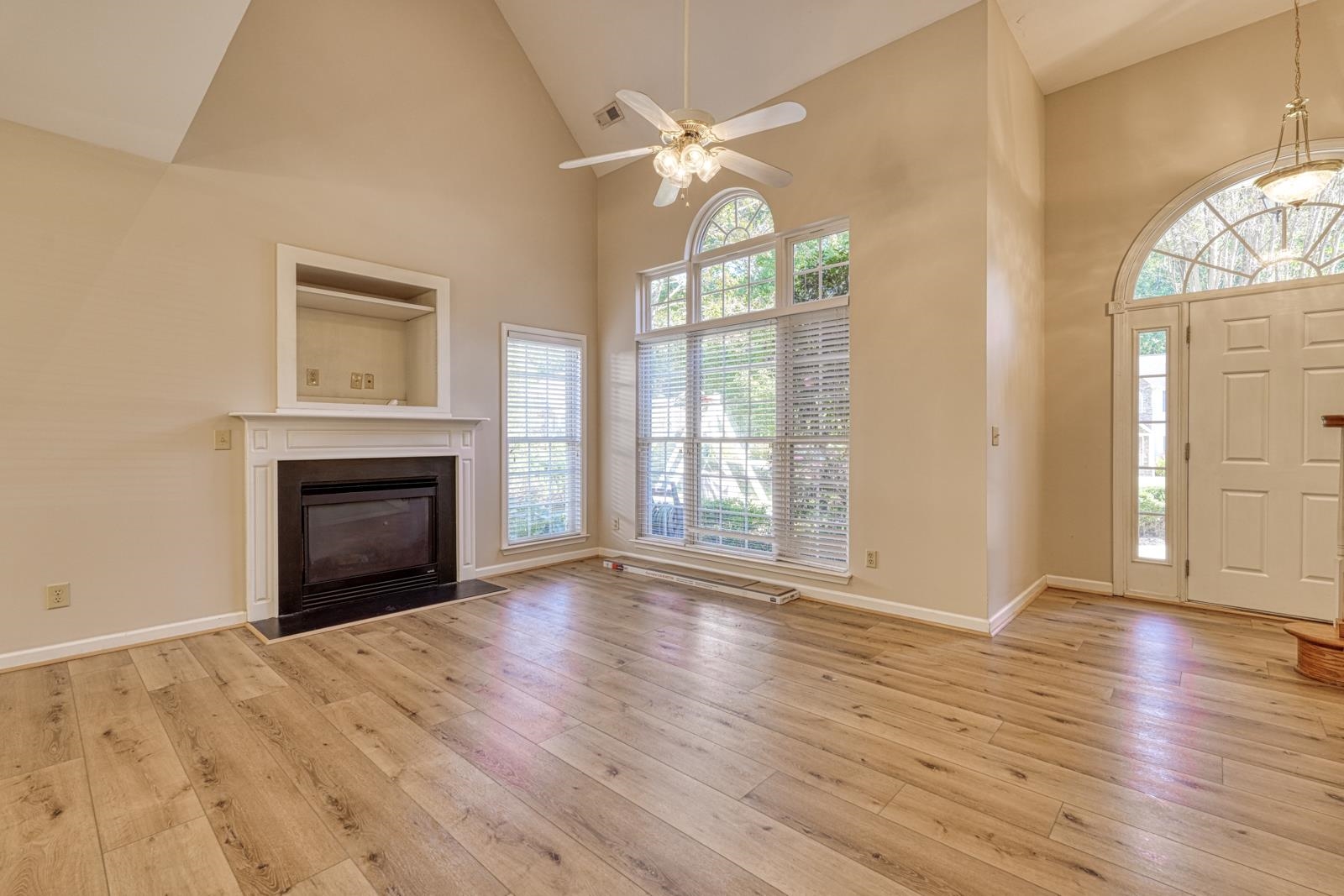 840 Laurelcreek Drive Property Photo 6