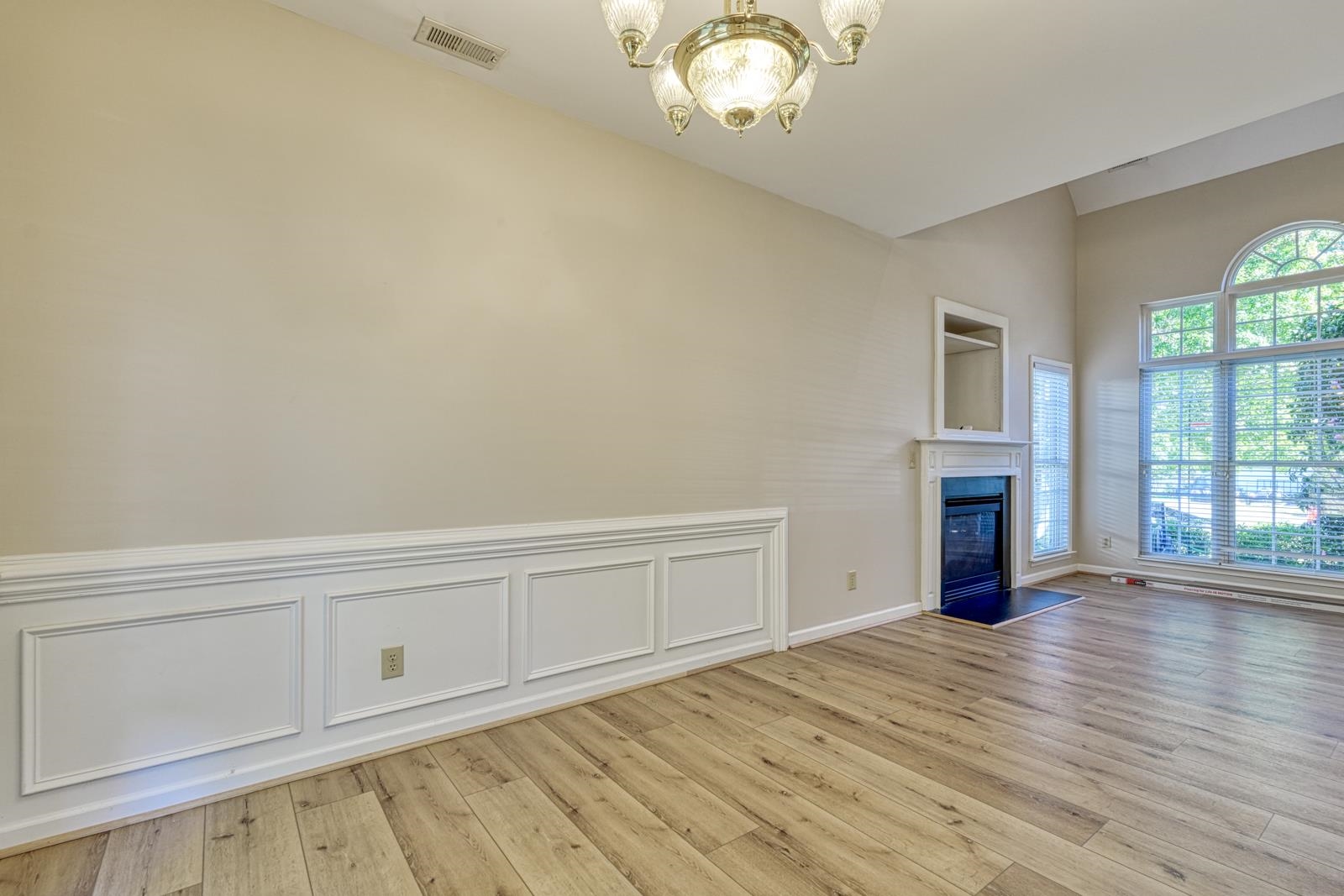 840 Laurelcreek Drive Property Photo 11
