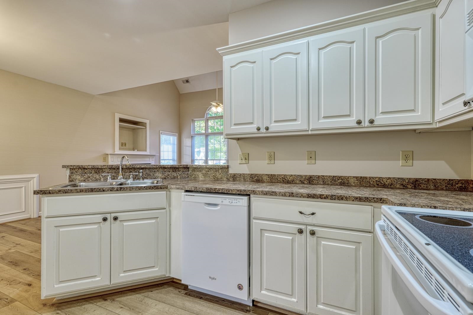 840 Laurelcreek Drive Property Photo 14
